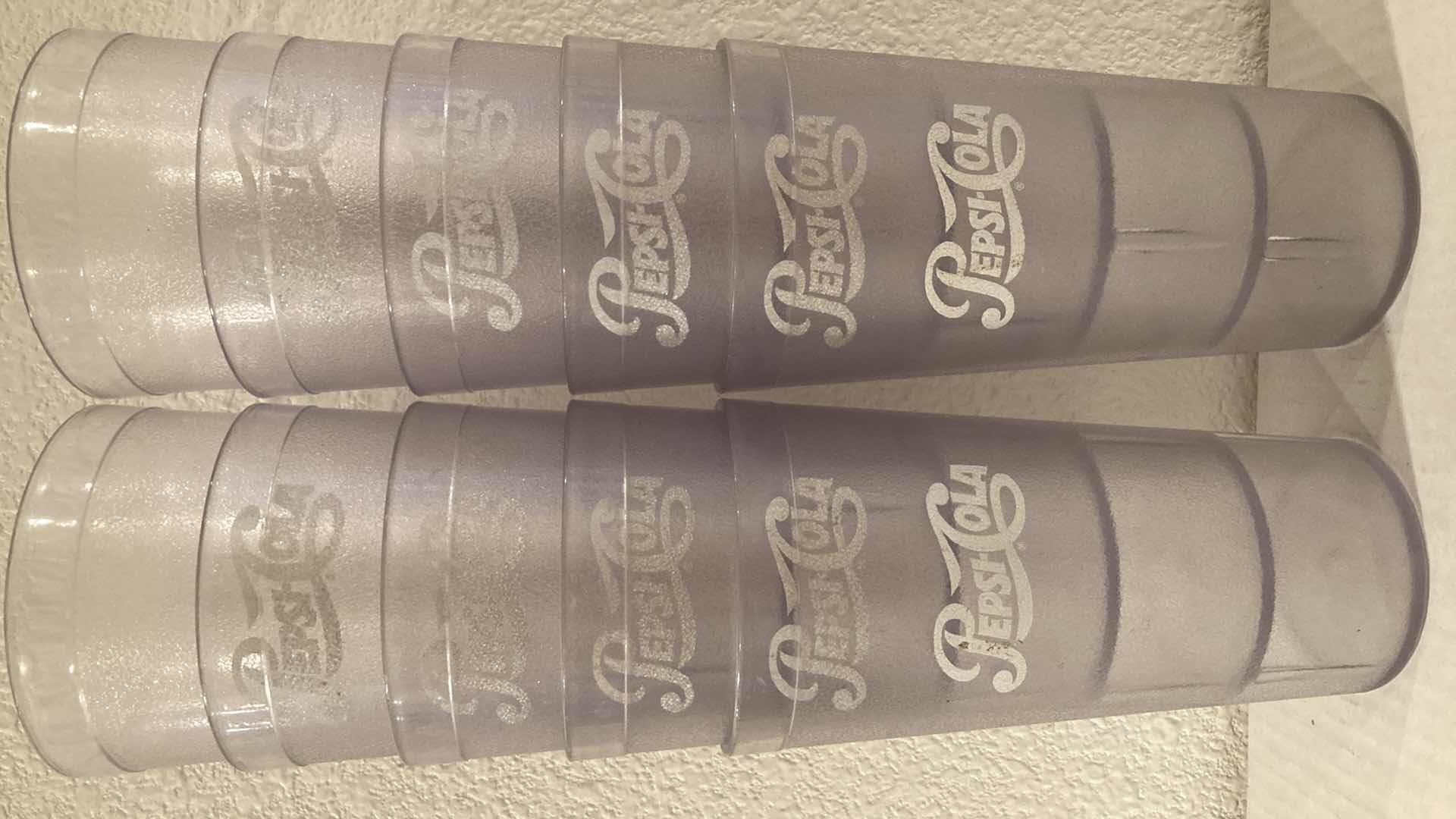 Photo 1 of IMPACT INTERNATIONAL CLASSIC PEPSI COLA LOGO PLASTIC TUMBLER BAR CUPS 20FLOZ (10)