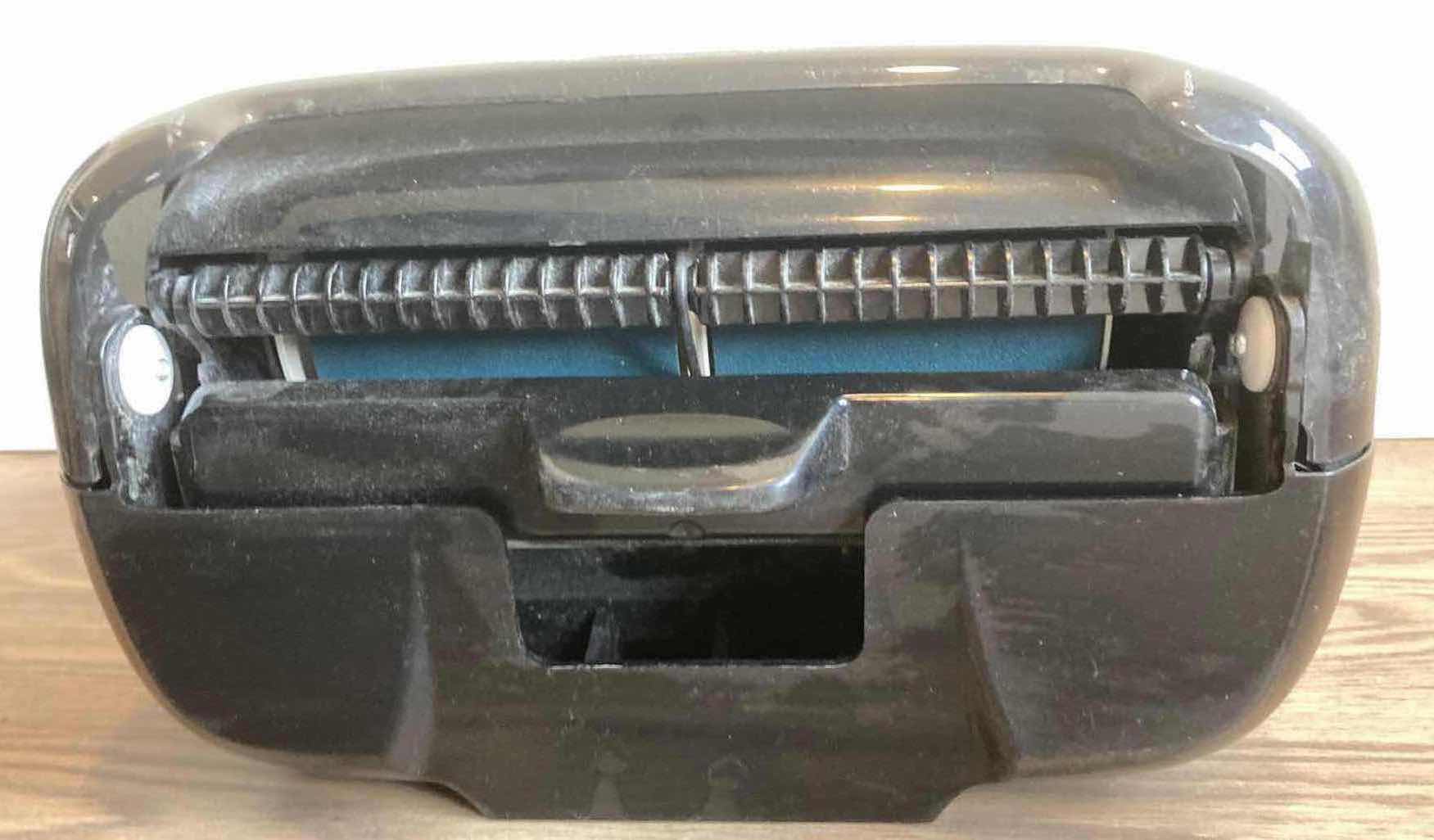 Photo 1 of TORK COMMERCIAL MATIC PAPER TOWEL DISPENSER 13” X 8” H15”