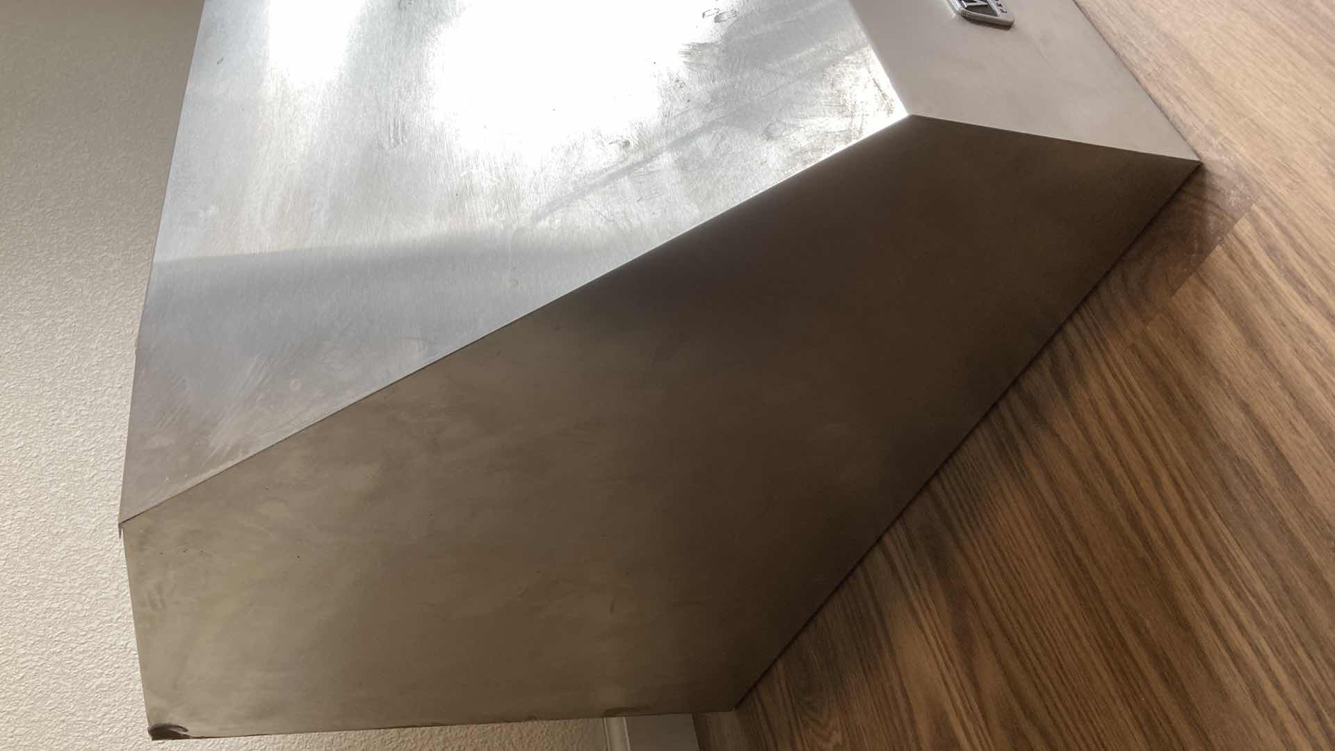 Photo 1 of VIKING PROFESSIONAL HOOD VENT MODEL VWH3048-SS 30” X 24” H18”