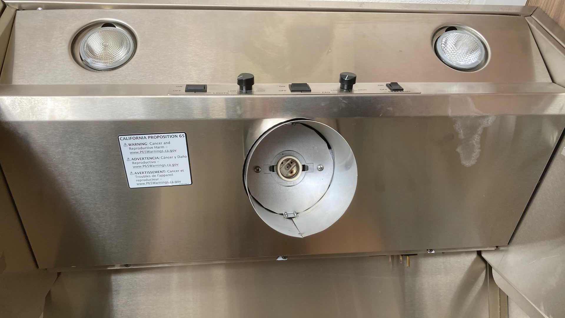 Photo 1 of VIKING PROFESSIONAL HOOD VENT MODEL VWH3048-SS 30” X 24” H18”