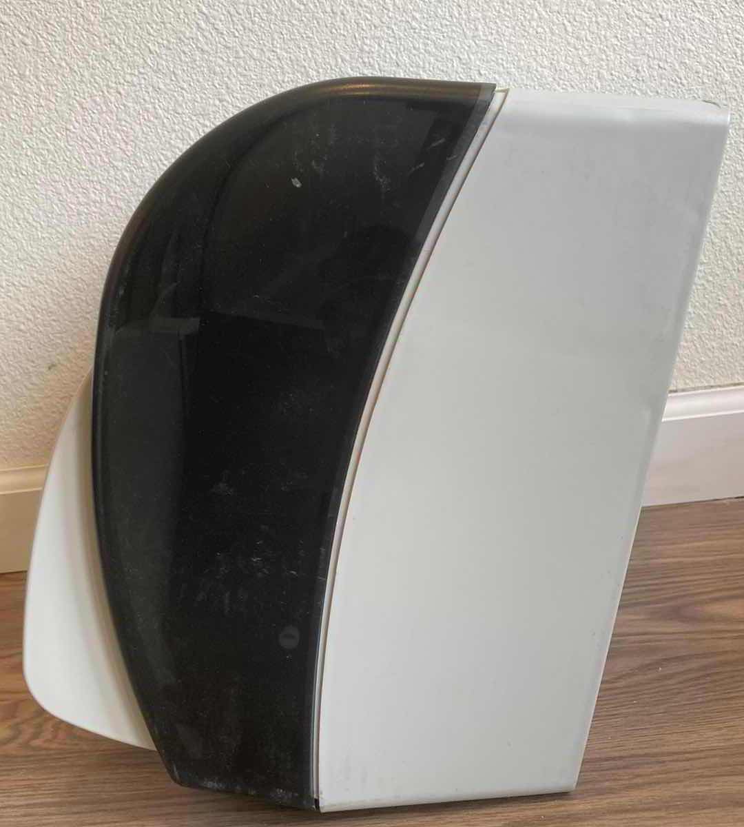 Photo 1 of GEORGIA PACIFIC COMMERCIAL PAPER TOWEL DISPENSER 12” X 11”12.5”