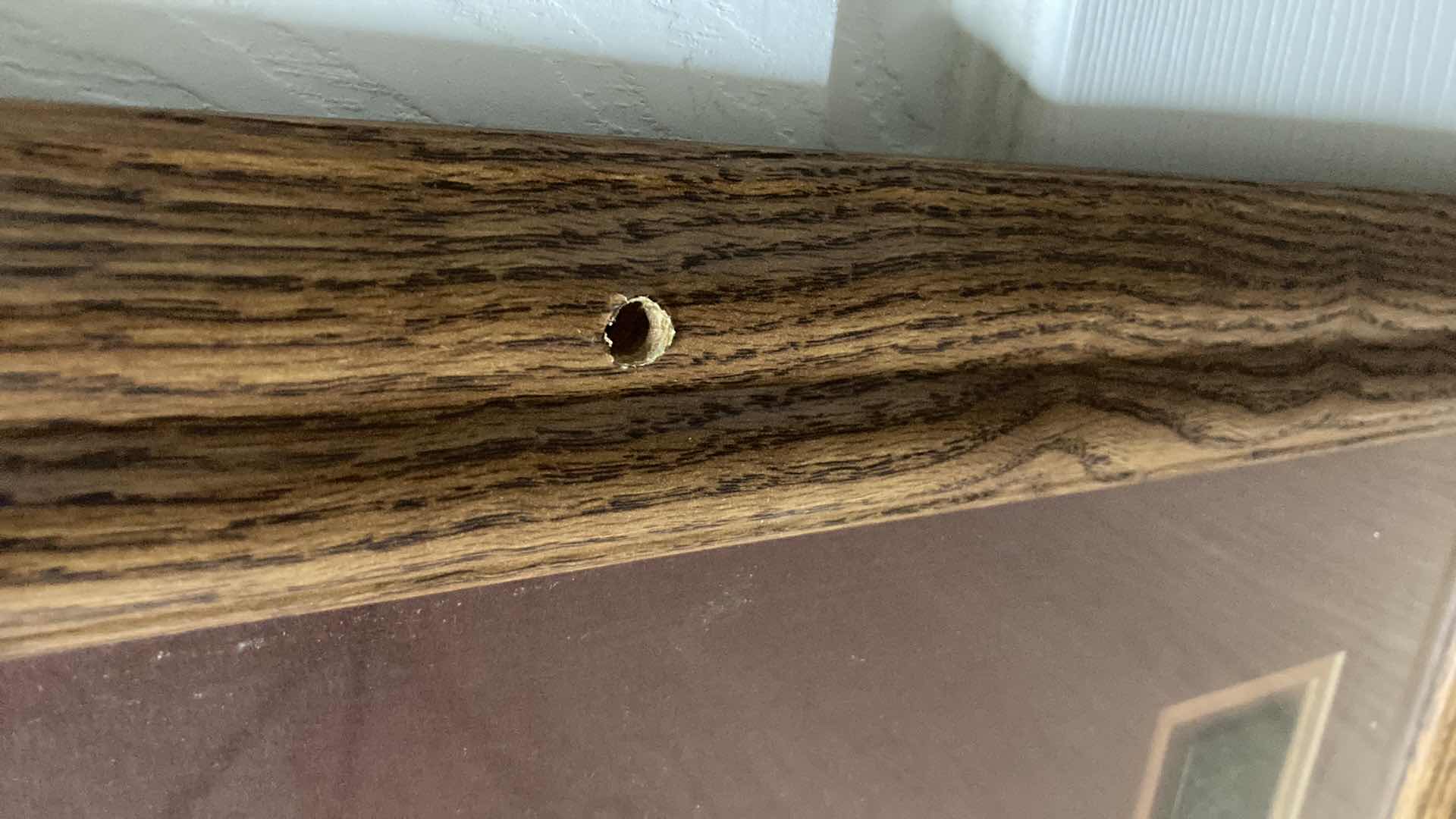 Photo 4 of JIM BROWN FRAMED PHOTOGRAPH AUTOGRAPHED INDEX CARD BY JIM BROWN NO COA 19.5” X 13.5”