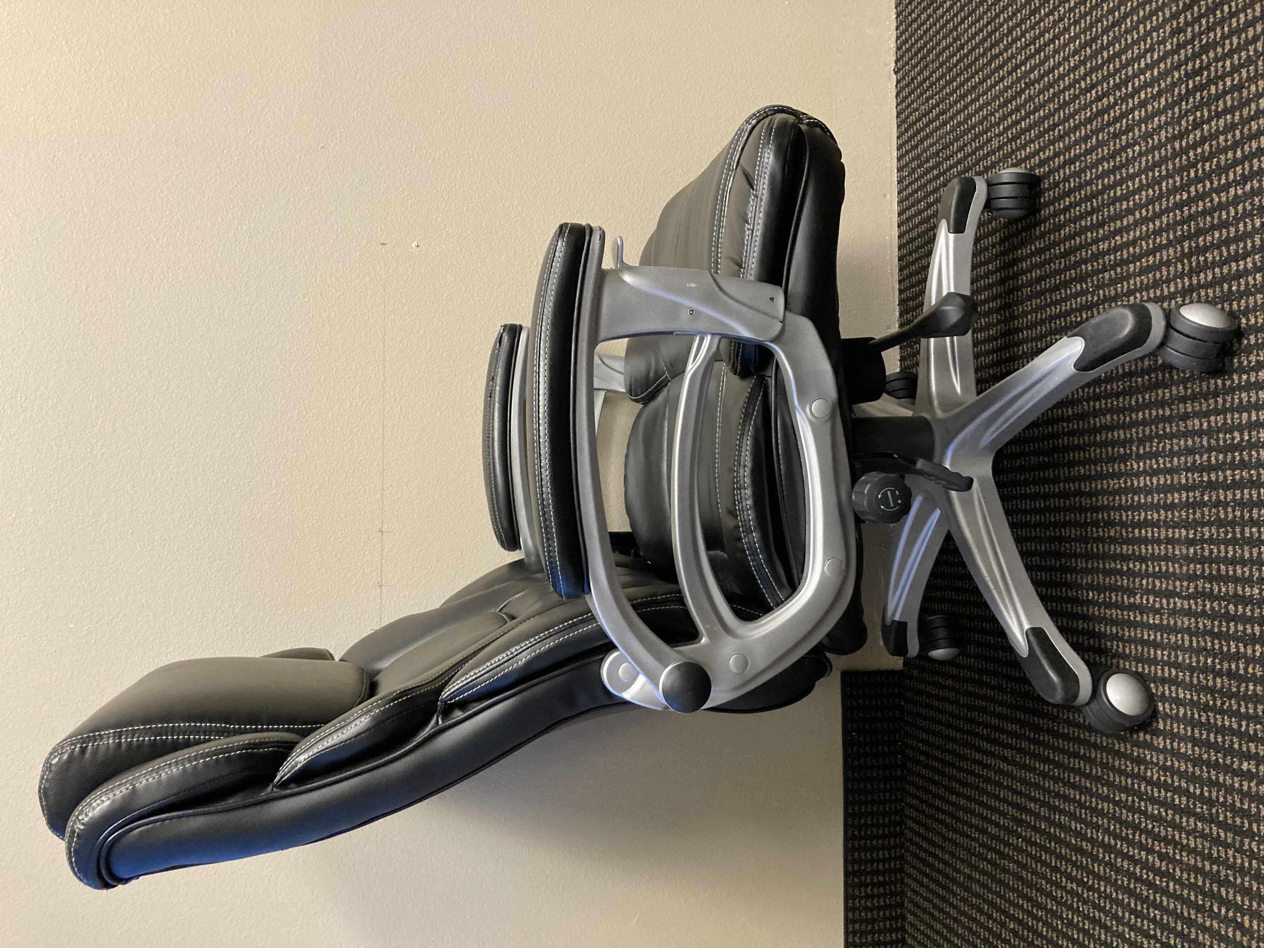 Photo 1 of BRAIRD ERGONOMIC BONDED LEATHER SWIVEL ROLLING OFFICE CHAIR 27.8” X 31.1” H43.9-50”