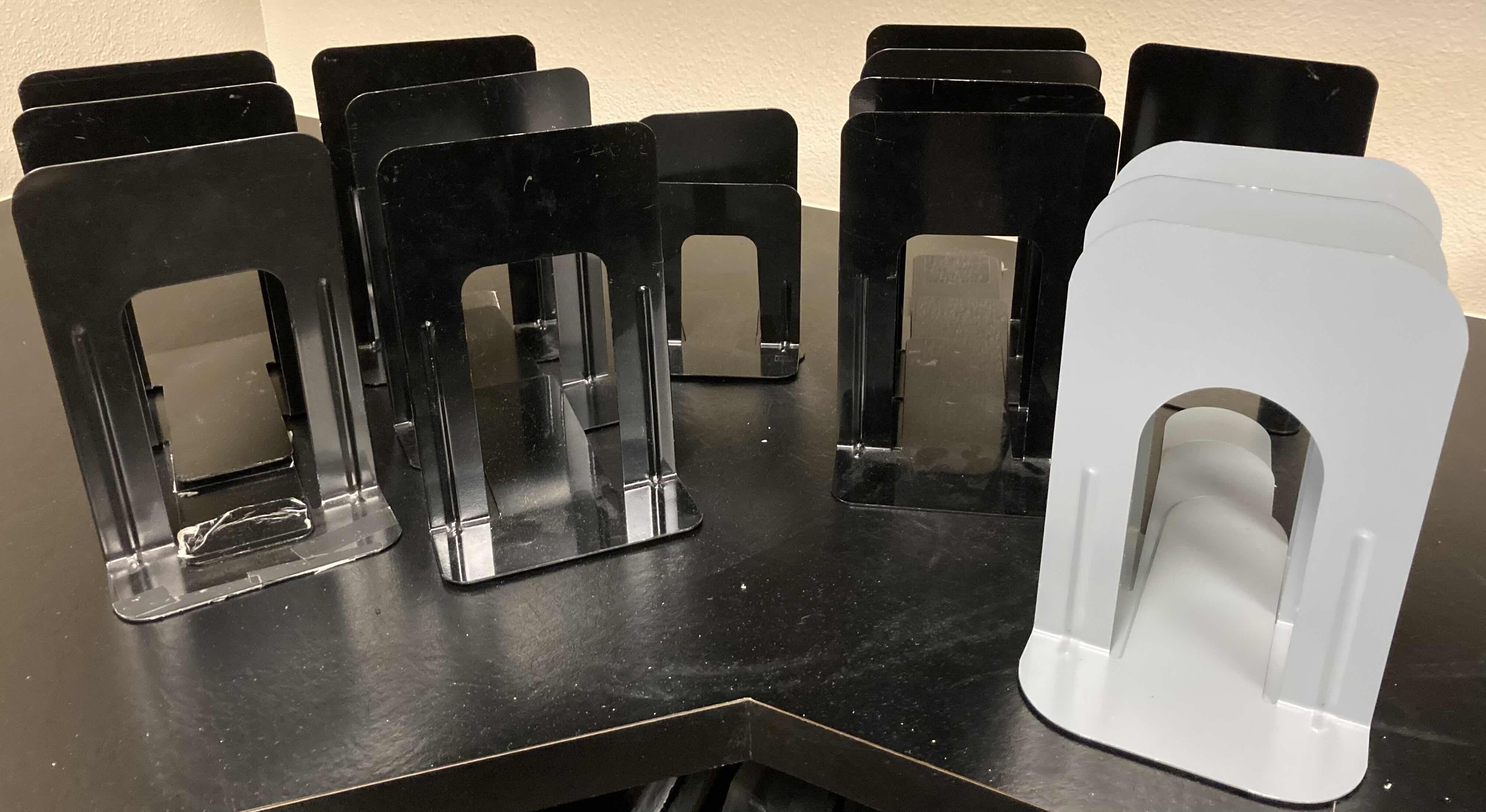 Photo 1 of METAL BOOK/FILE ENDS (16)