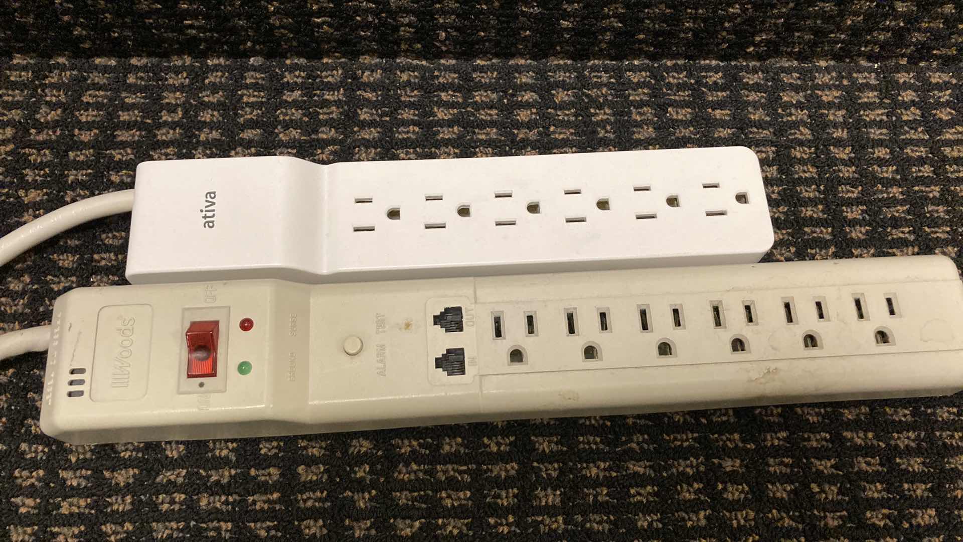 Photo 1 of ATIVA & IIIWOODS POWER STRIPS