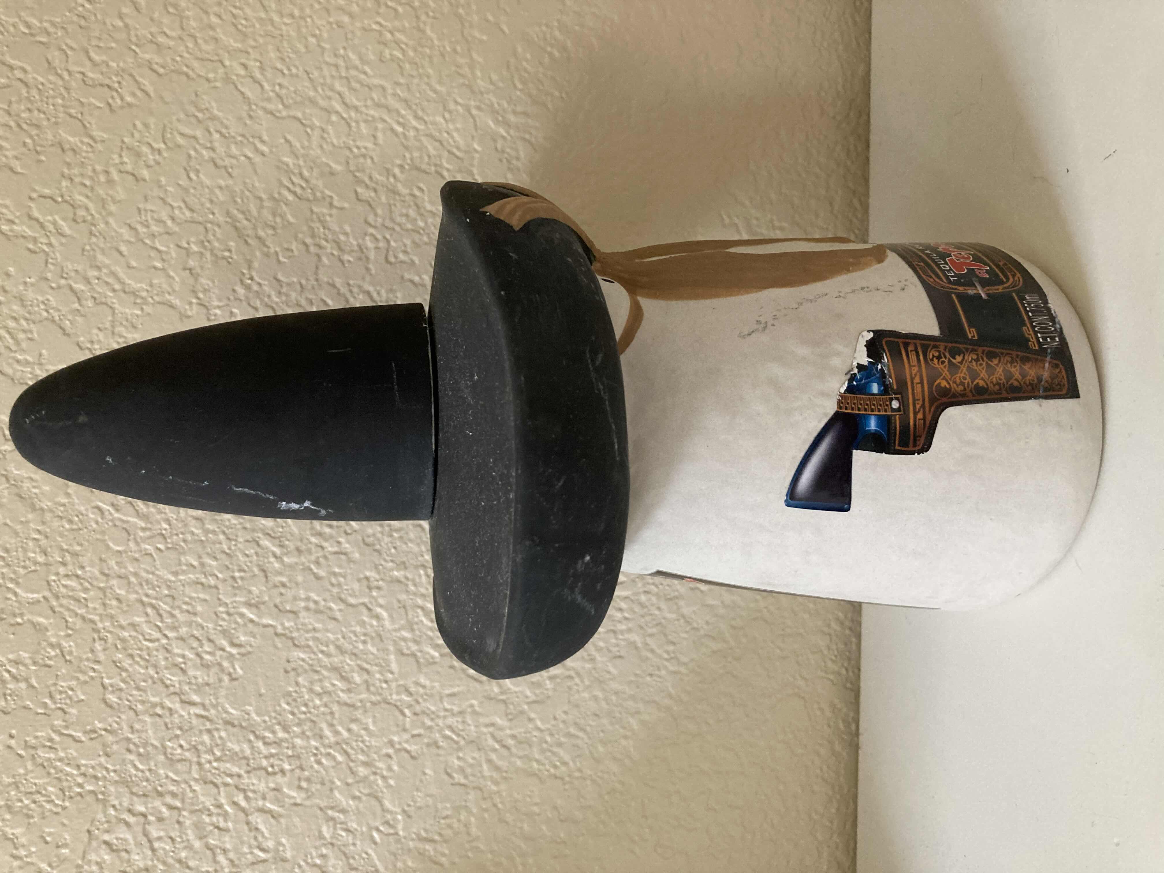 Photo 1 of EL TEPOROCHO TEQUILA CERAMIC DECANTER 750ML