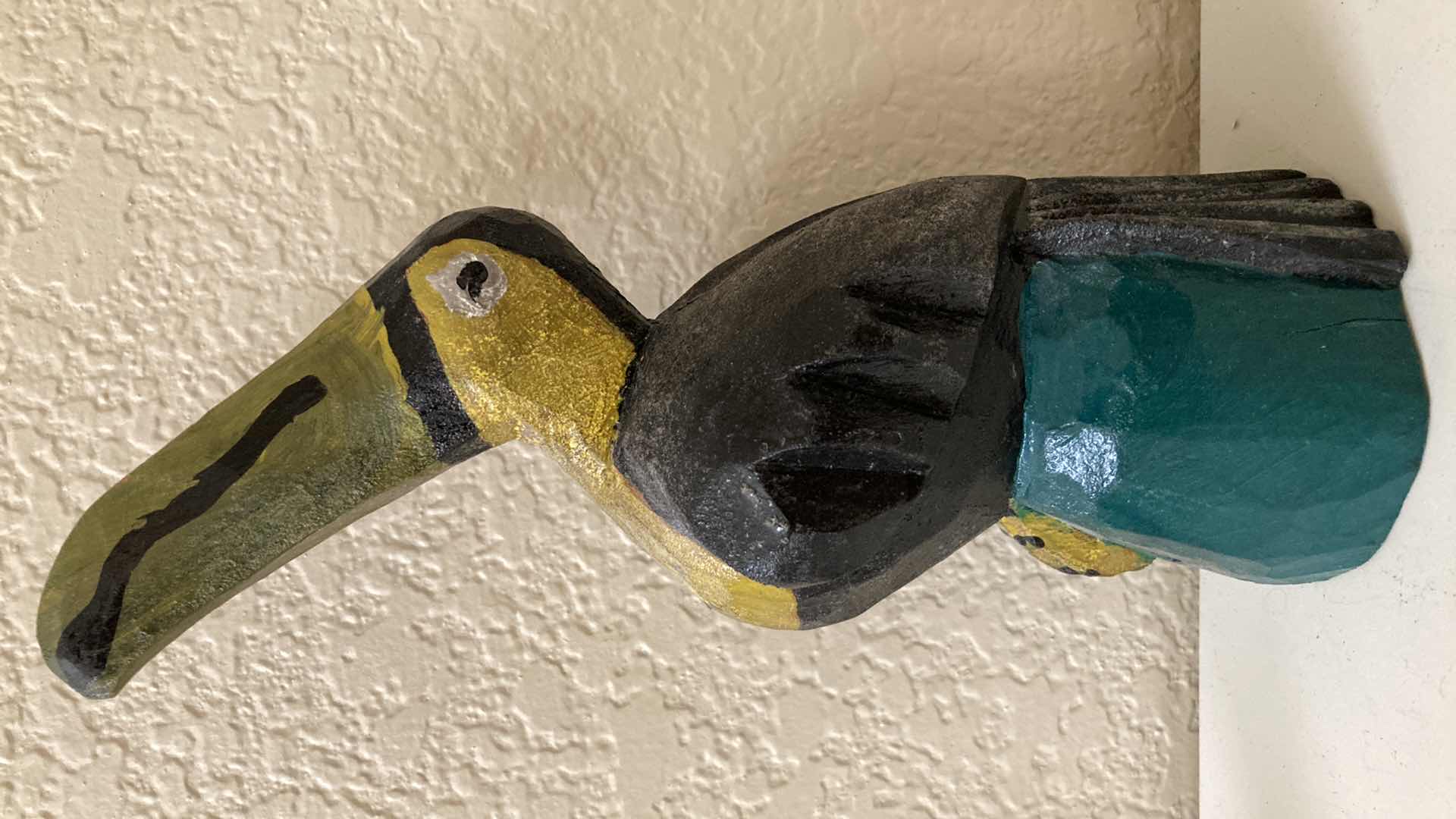 Photo 5 of HAND CARVED WOOD ROADRUNNER H3” & HANDCRAFTED WOOD TOUCAN H8” DECOR