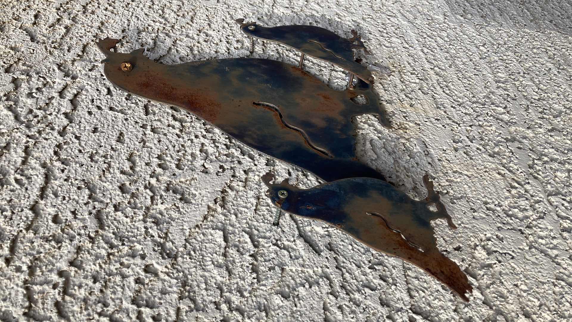 Photo 1 of OUTDOOR QUAIL FAMILY 2D METAL CRAFTED WALL ART 14” X 13”