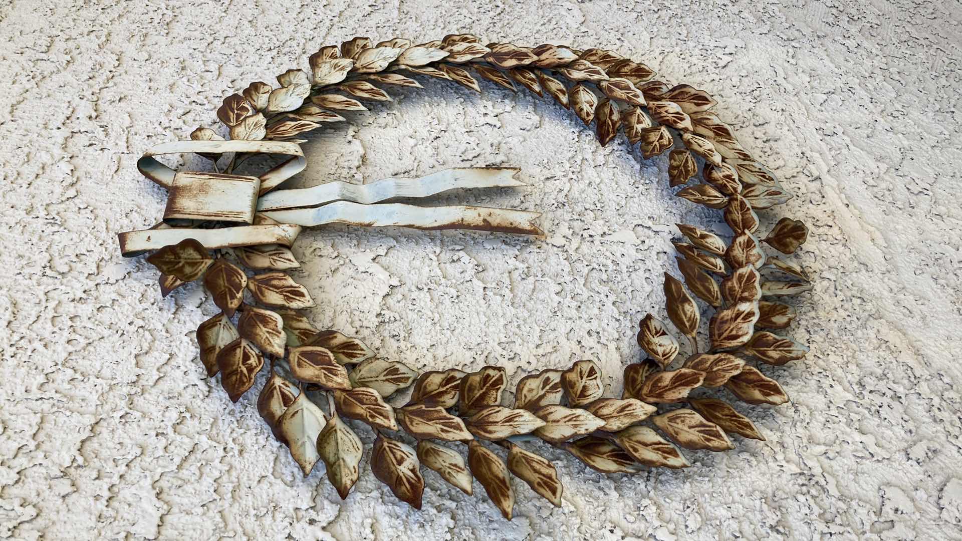 Photo 1 of OUTDOOR CRAFTED METAL REEF 20.5”