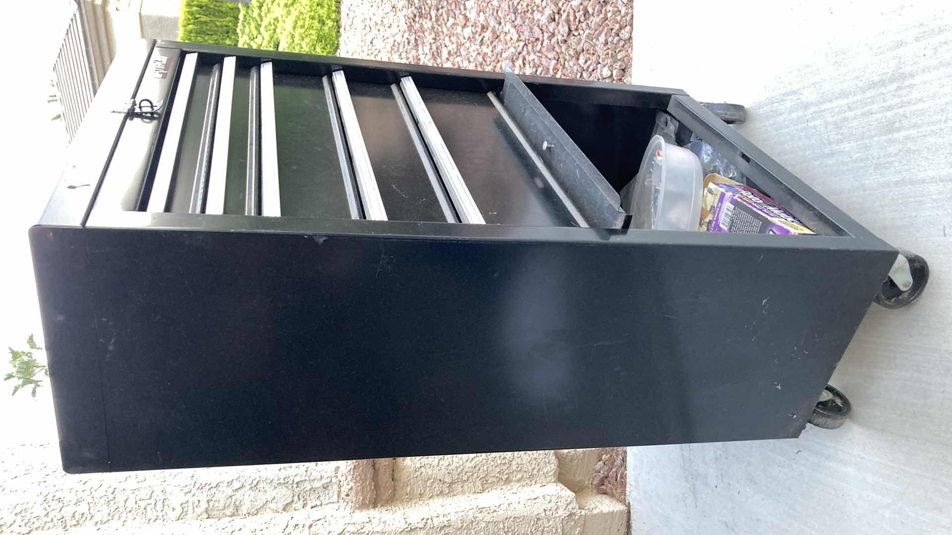 Photo 1 of WATERLOO ROLLING METAL TOOLBOX W CONTENTS INCLUDED 22” X 12” H40”