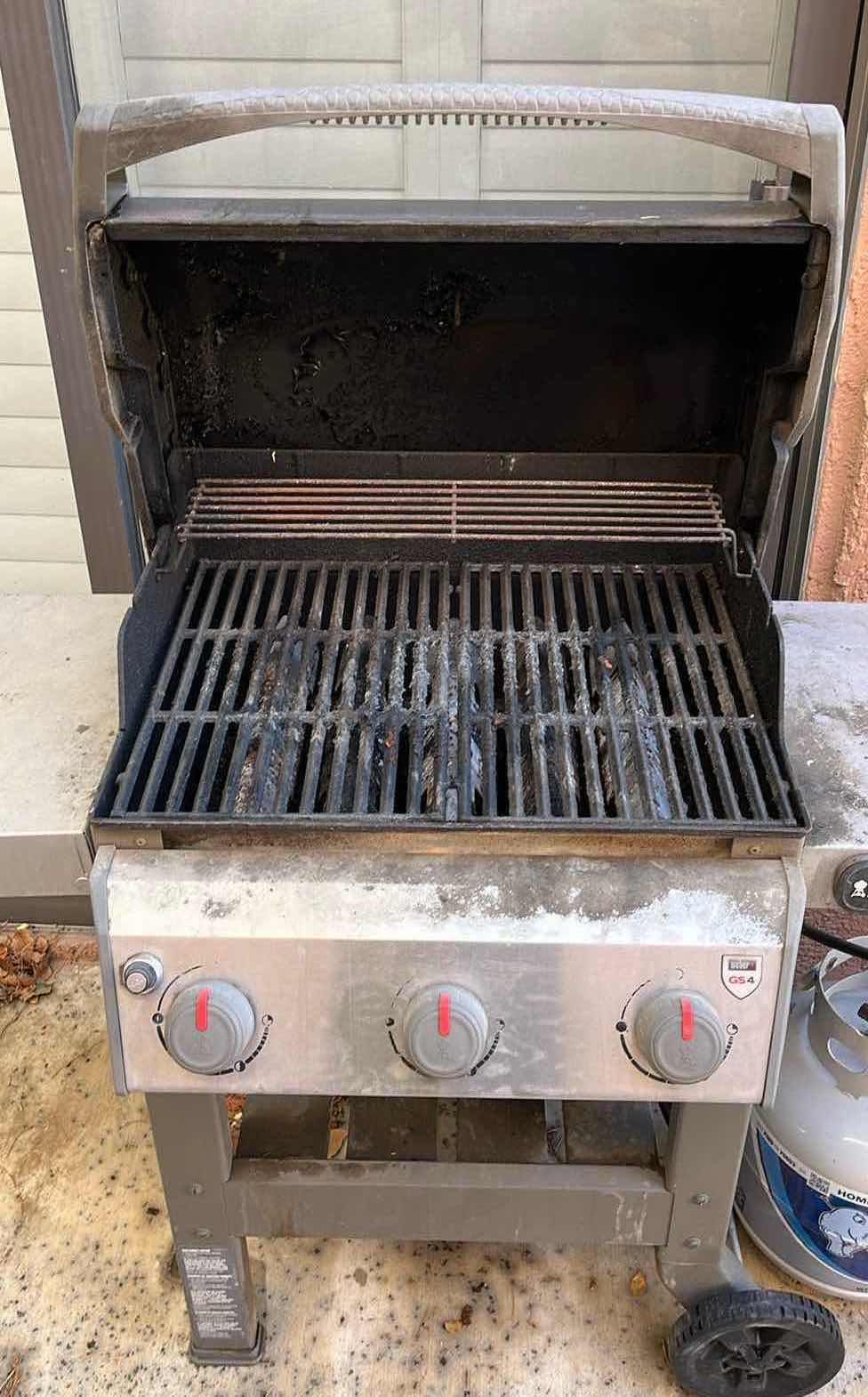 Photo 1 of WEBER IGRILL 3 READY SPIRIT 2 PROPANE BBQ GRILL MODEL SPIRIT II E-310LPBLK W BLUE BLUE RHINO 15LB PROPANE TANK (READ NOTES)