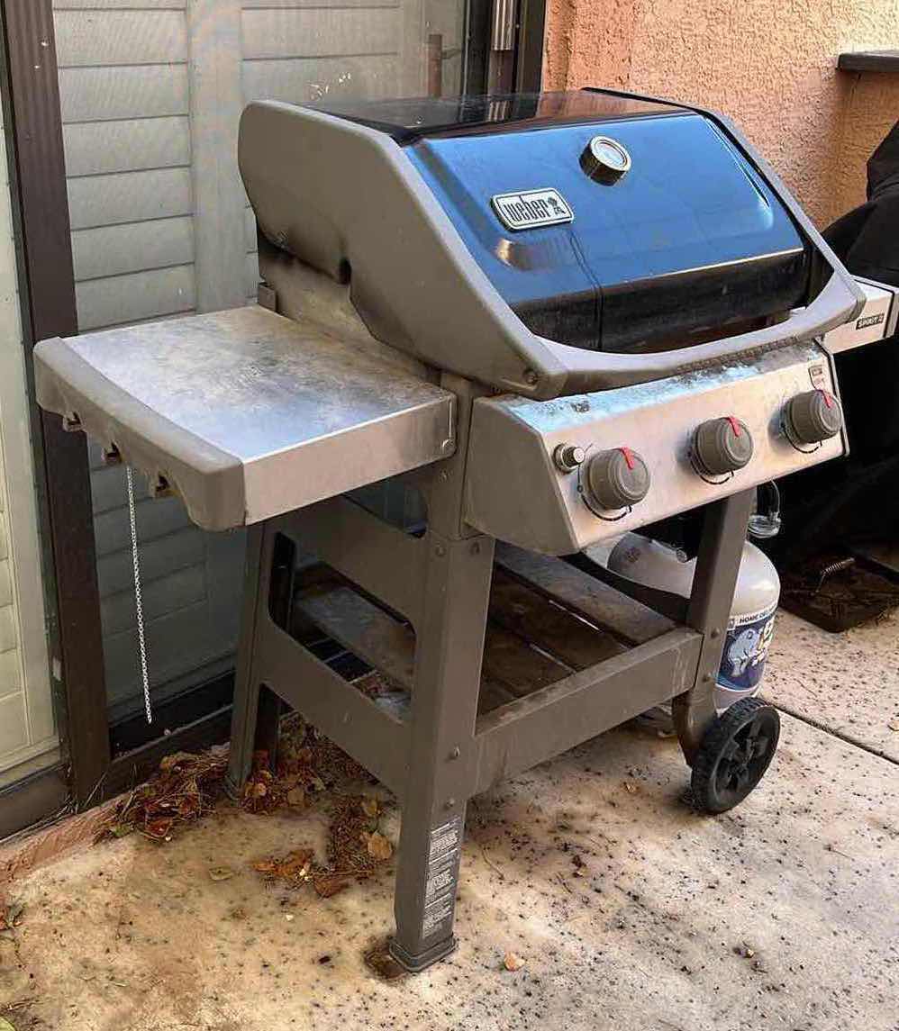 Photo 1 of WEBER IGRILL 3 READY SPIRIT 2 PROPANE BBQ GRILL MODEL SPIRIT II E-310LPBLK W BLUE BLUE RHINO 15LB PROPANE TANK (READ NOTES)