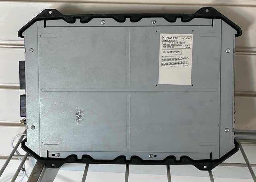 Photo 1 of KENWOOD 400W STERO/BRIDGEABLE POWER AMPLIFIER KAC-6202