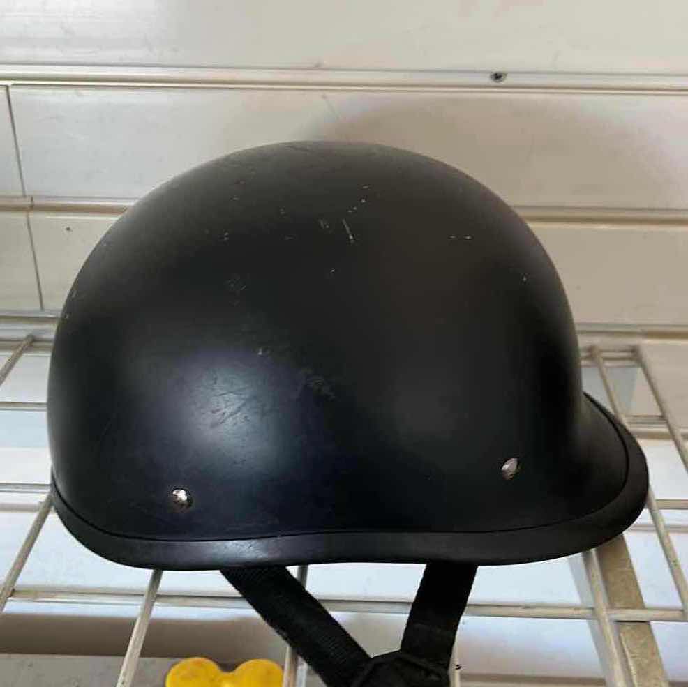 Photo 1 of BADASS MATTE BLACK MOTORCYCLE HELMET MENS LG