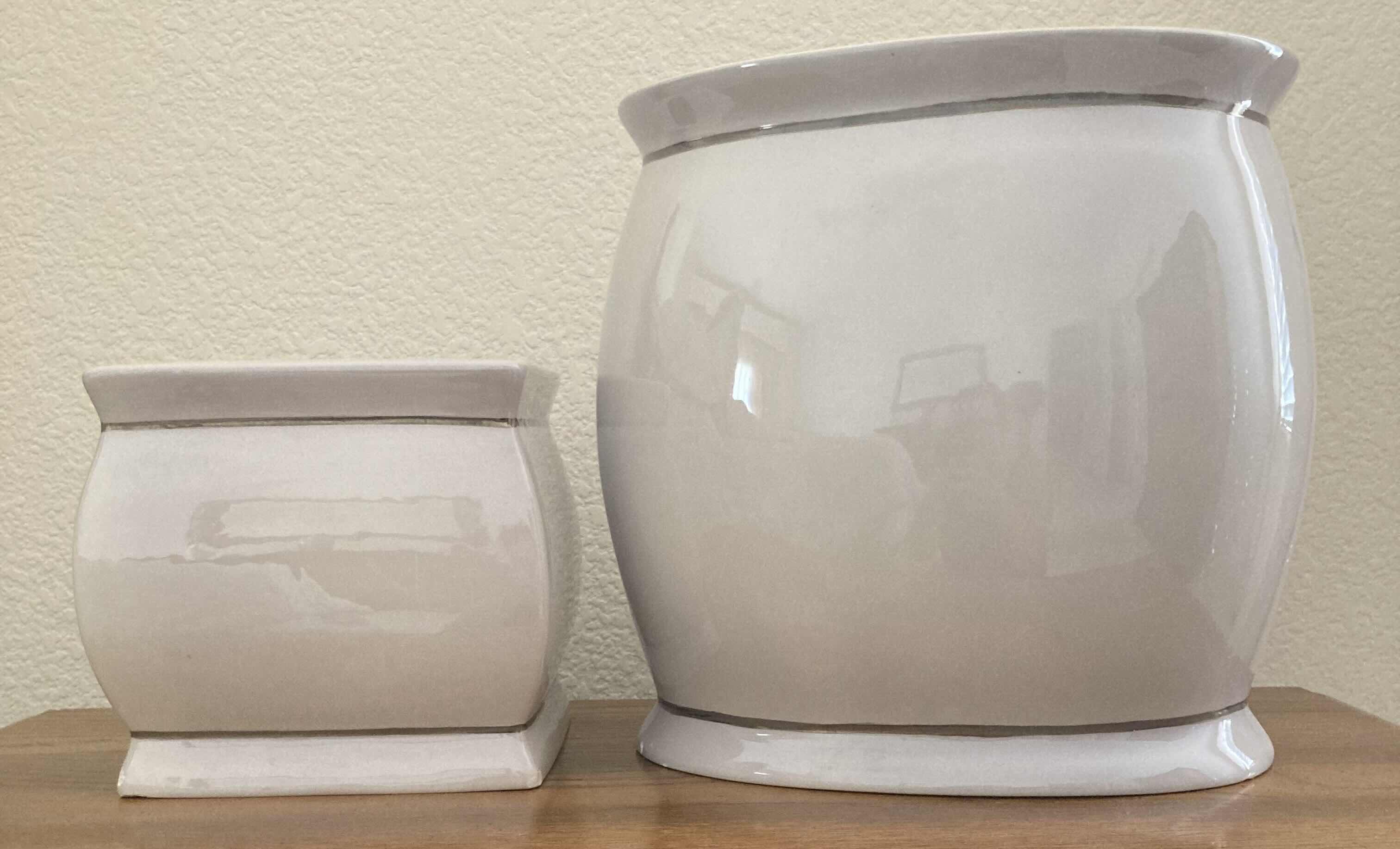 Photo 1 of PEARLESSENCE LILAC CERAMIC BATHROOM SET (WASTE BASKET, TISSUE HOLDER, SOAP HOLDER & DISPENSER)