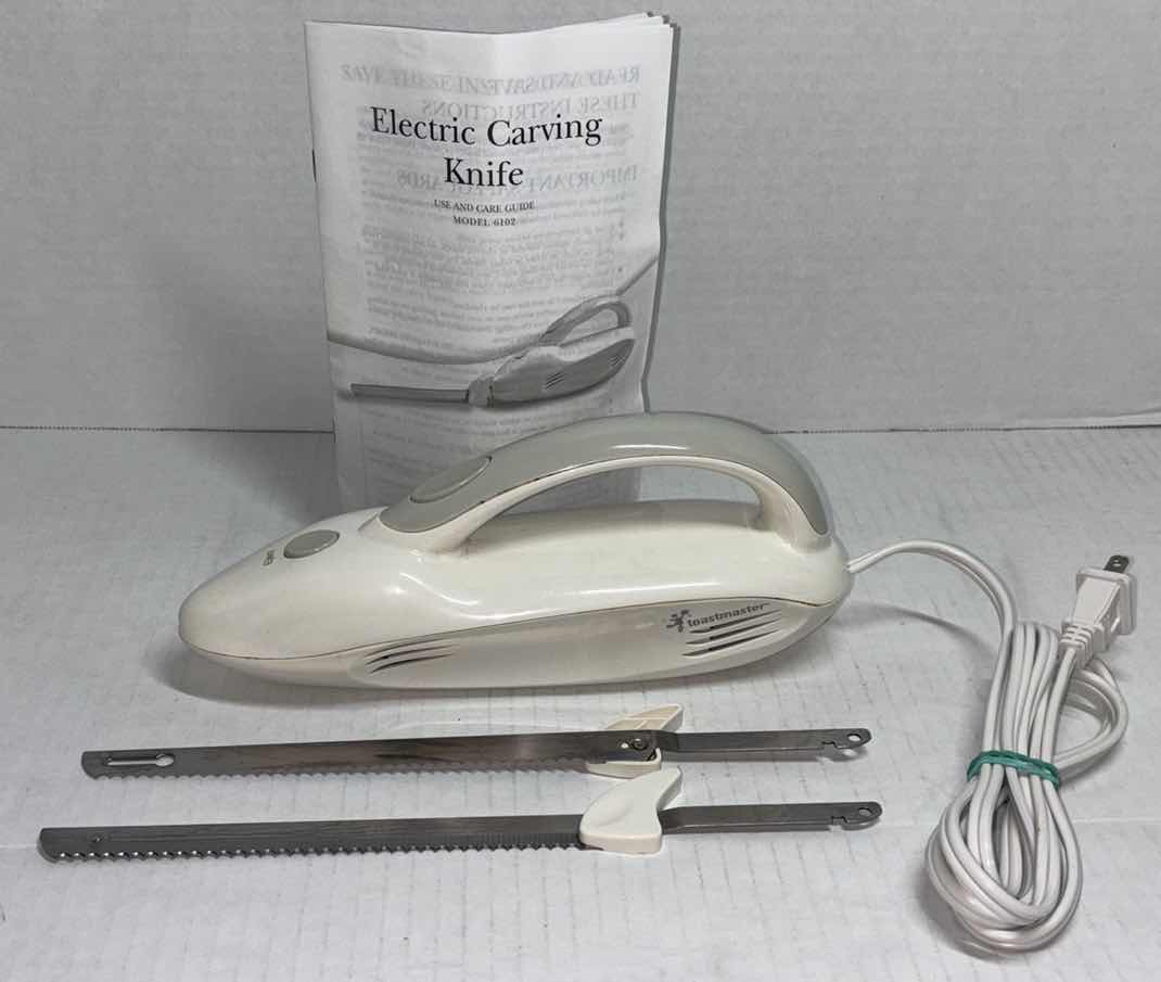 Photo 1 of TOASTMASTER ELECTRIC CARVING KNIFE (MODEL 6102)