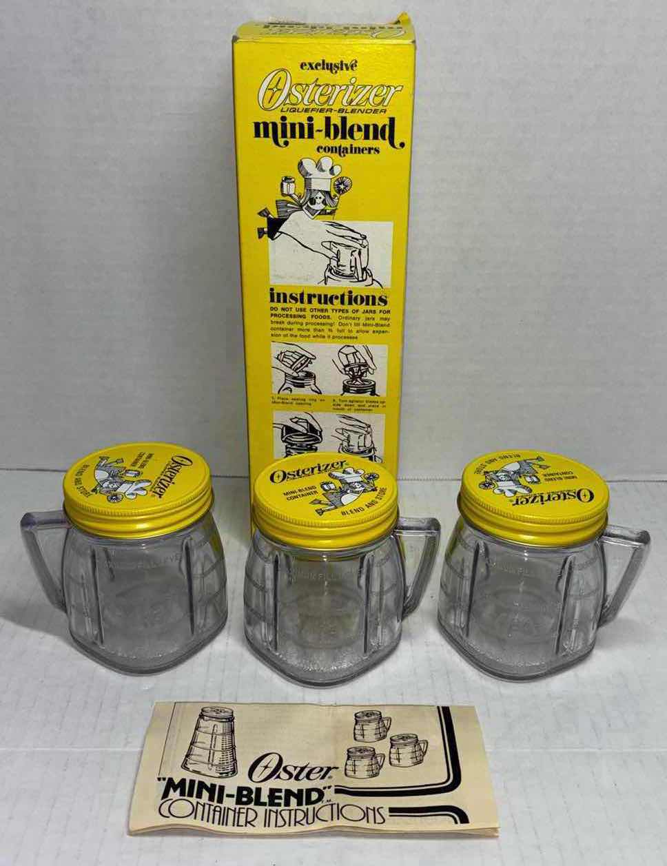 Photo 1 of NEW OSTERIZER GALAXIE BLENDER & SET OF 3 MINI-BLEND CONTAINERS  (MODEL 481)