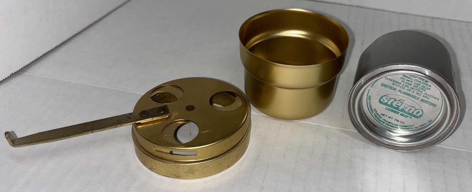 Photo 1 of VINTAGE COPPER CHAFING DISH HEATED BY CANNED HEAT (STERNO 2.7 OZ CAN)