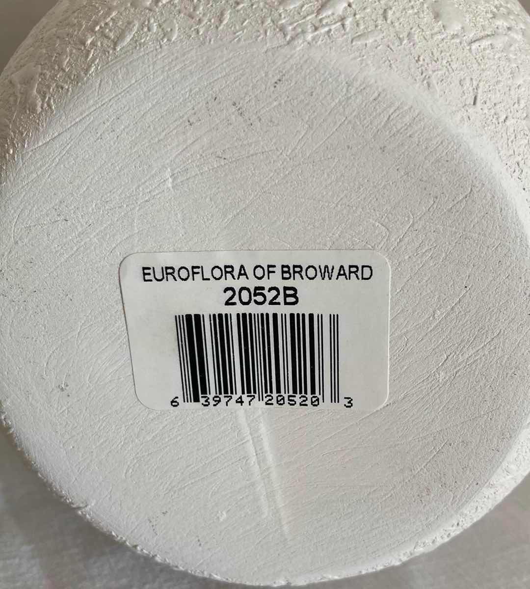 Photo 1 of EUROFLORA OF BROWARD PLASTER VASE SET H14”