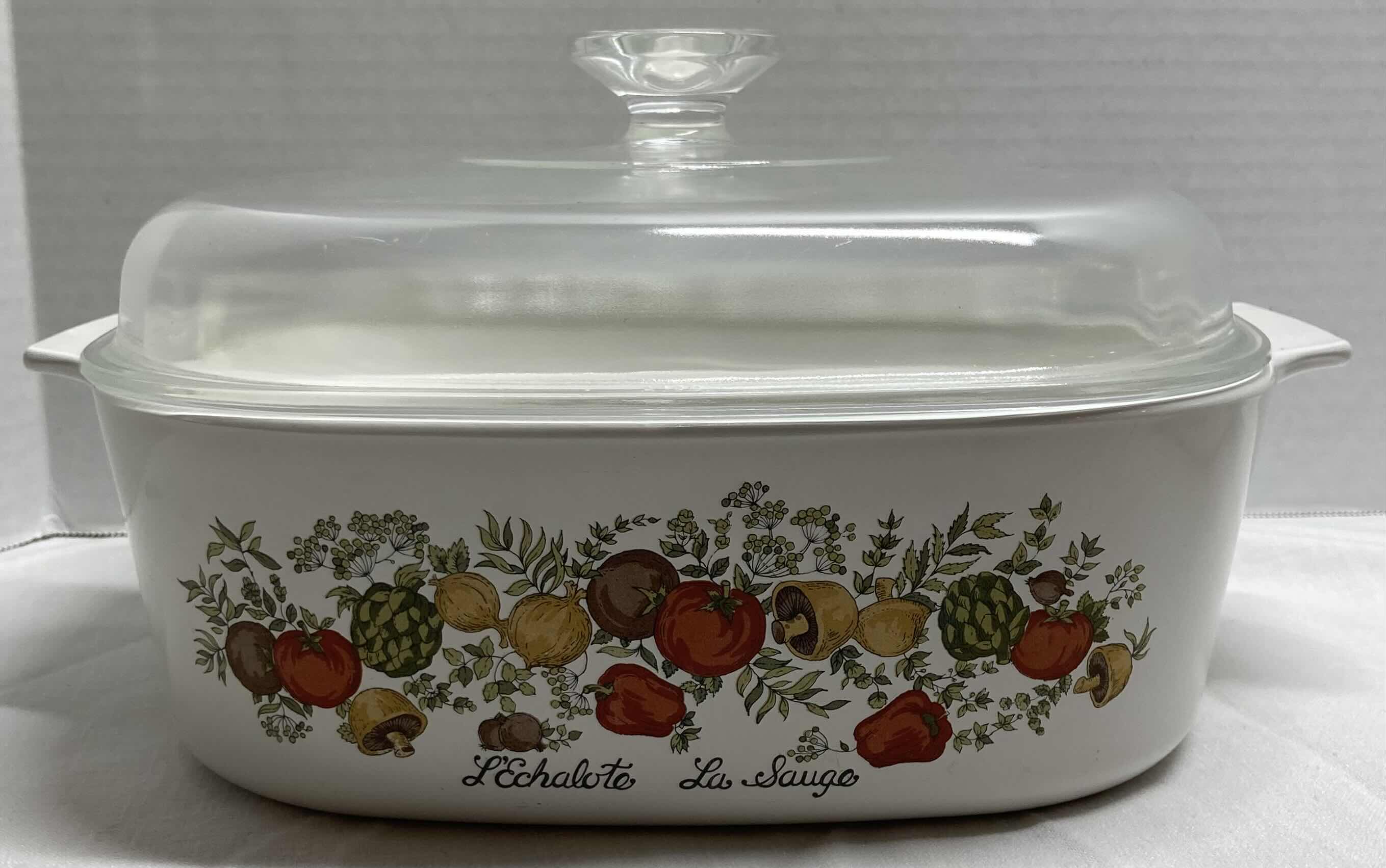 Photo 1 of PYREX CORNING WARE 2-4QT BAKING PANS W LID