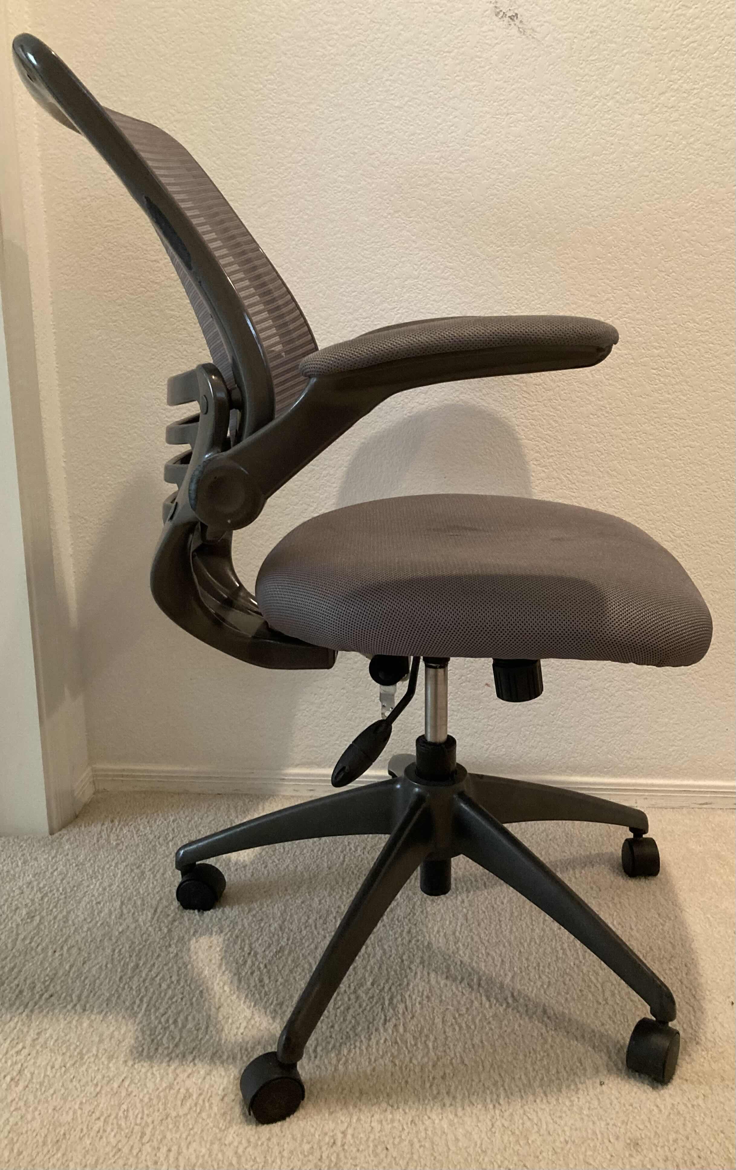 View 2 of CALUSA MESH MID-BACK GREY SWIVEL CHAIR 24.5” X 22.5” H36”