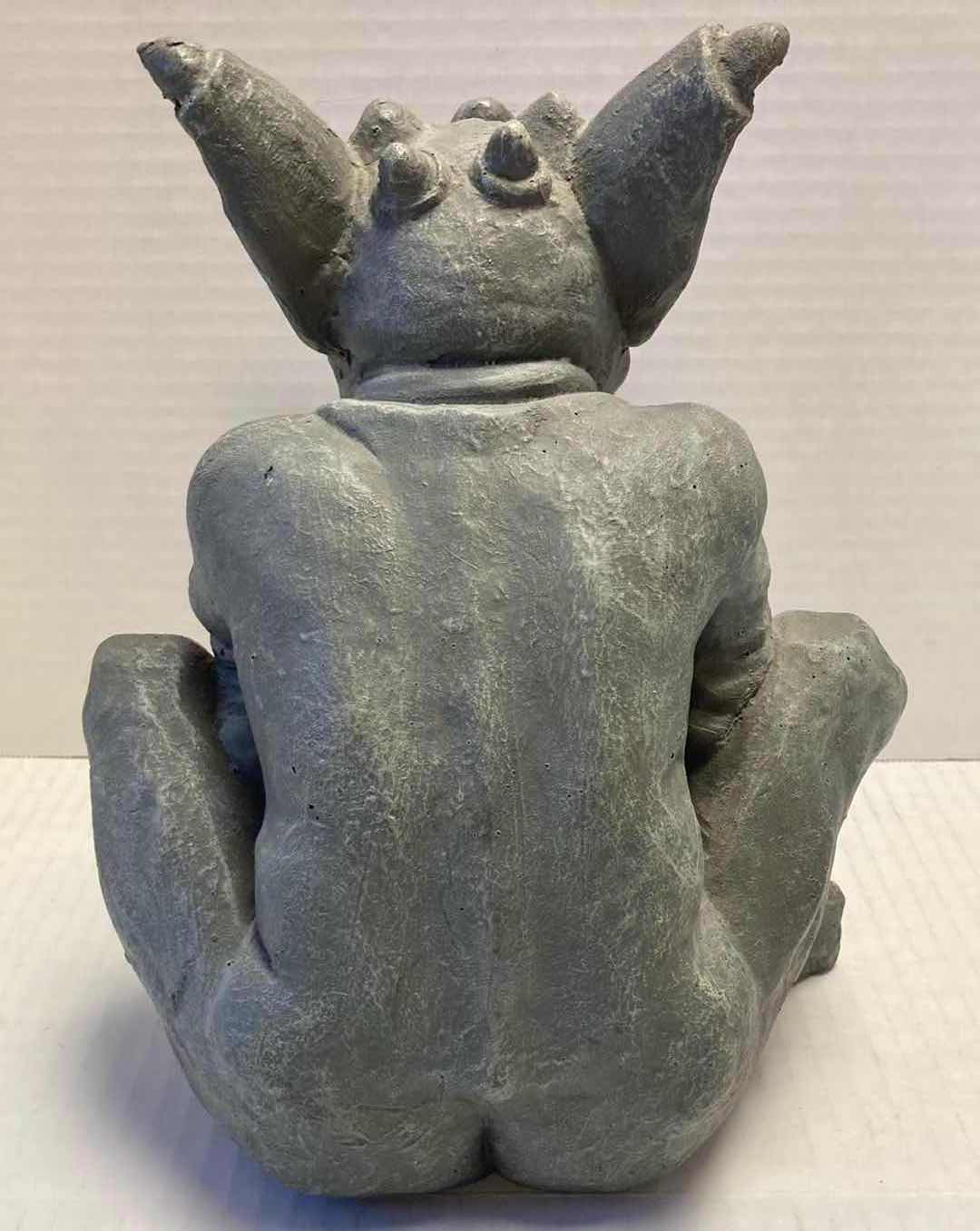 Photo 1 of GARGOYLE RESIN STATUE 8” X 6” H10”