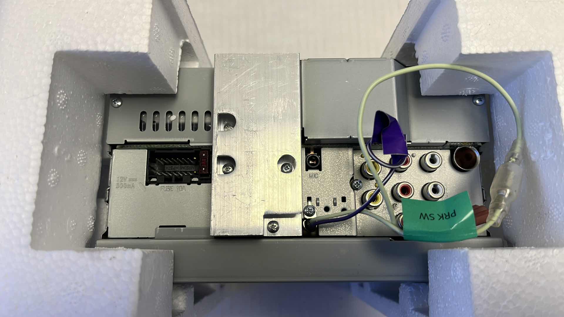 Photo 1 of JVC CAR MONITOR W DVD RECEIVER MODEL KW-V140BT