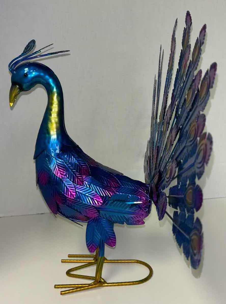 Photo 1 of METAL OUTDOOR 3D PEACOCK DECOR/GARDEN STATUE 17.5” X 8.7” H13.5”