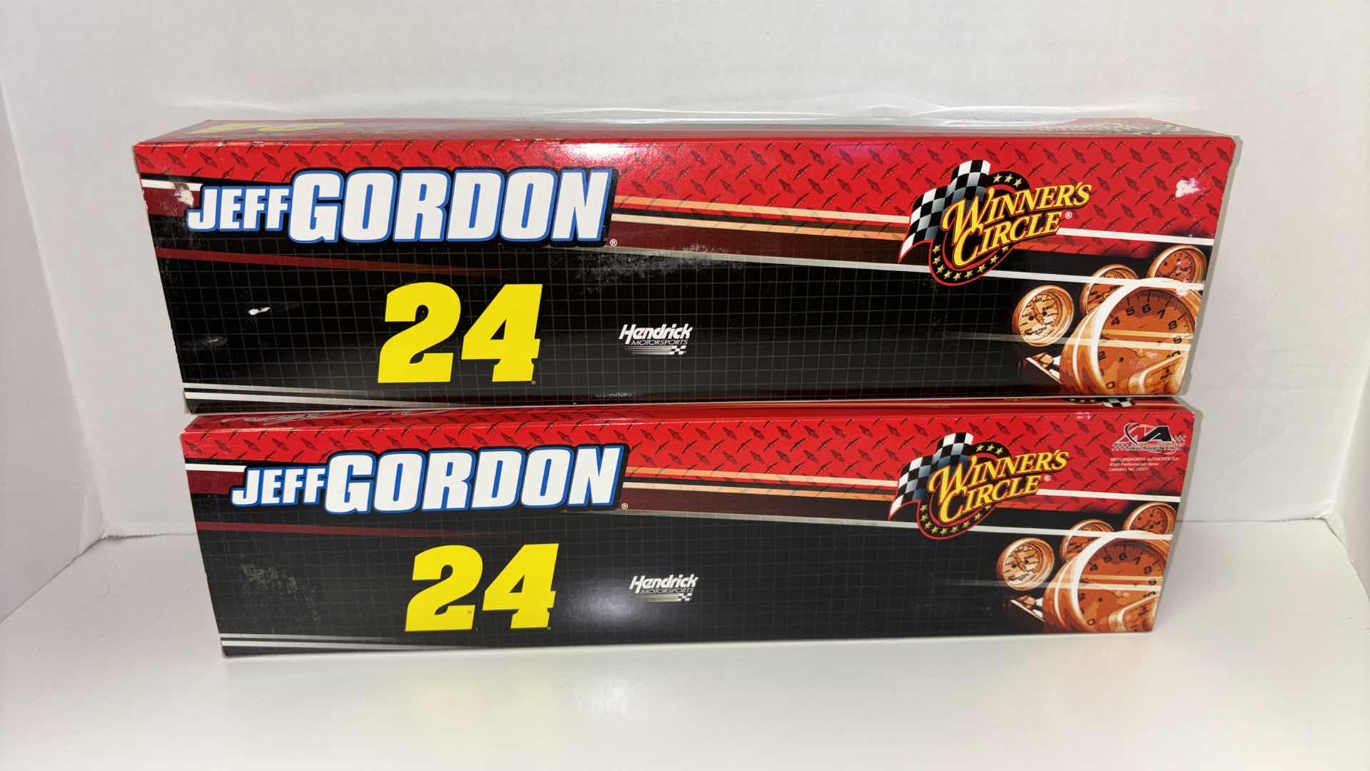View 4 of NEW 2-PACK WINNERS CIRCLE NASCAR 2009 JEFF GORDON #24 1:64 SCALE RIG/TRAILER SETS (#90062 & #70546)