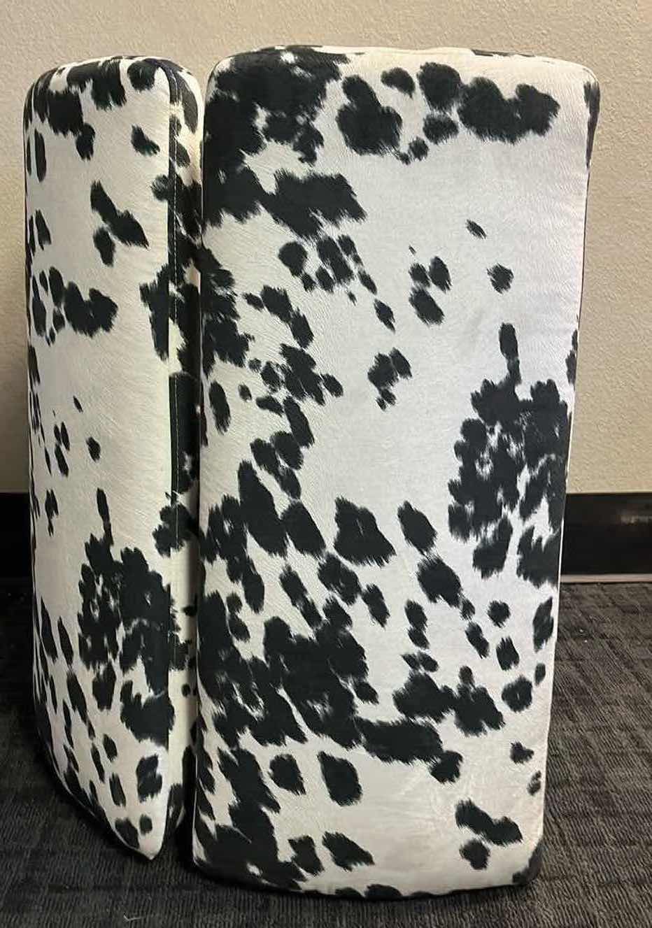 Photo 1 of CHAIRUS VELET COW POLYESTER UPHOLSTERED MODERN BARREL ACCENT CHAIR 29.5” X 23.5” H29.5”