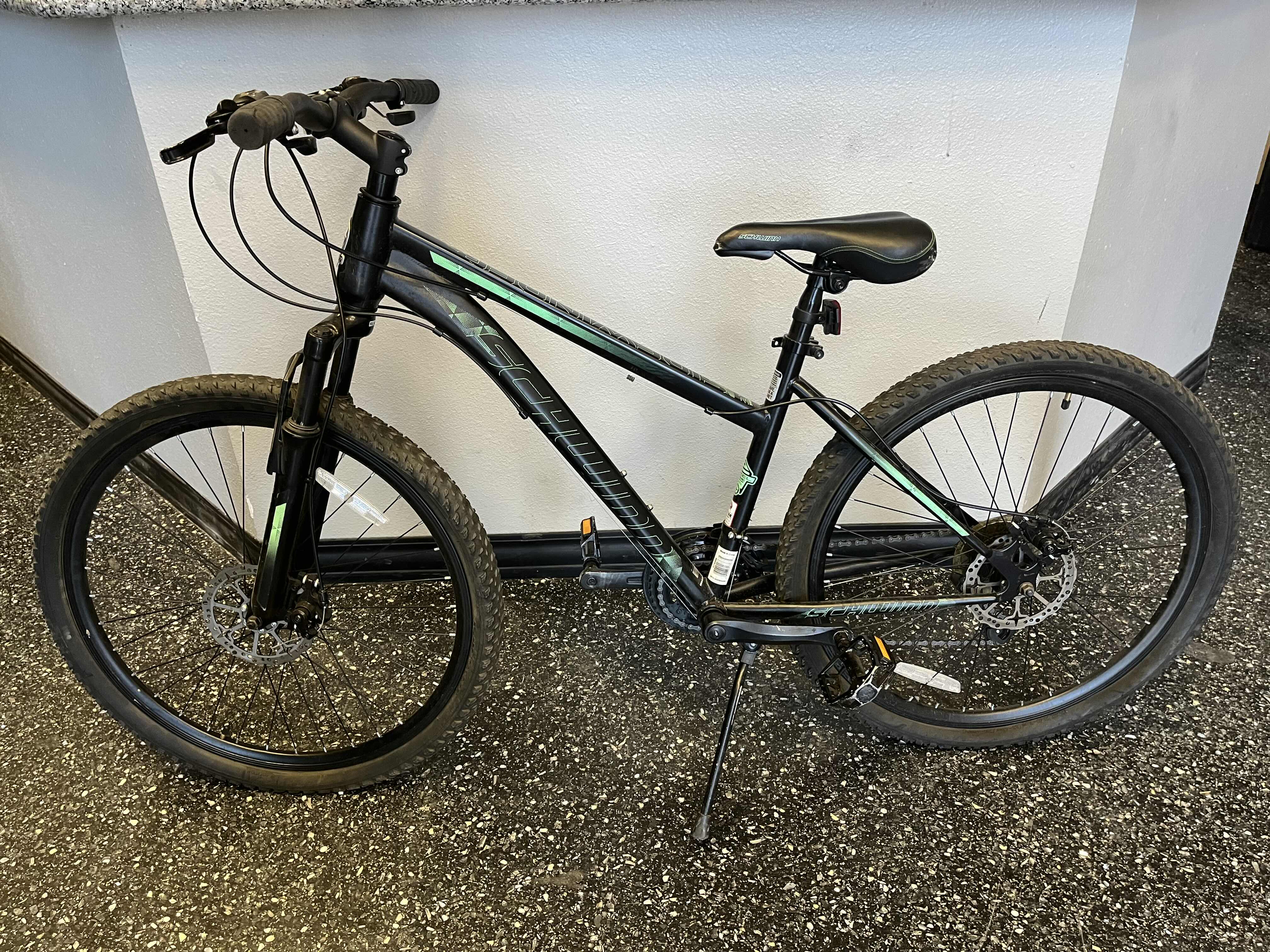 Photo 1 of SCHWINN SIDEWINDER 26” 21 SPEED TRAIL MOUNTAIN BICYCLE MODEL S27993WM