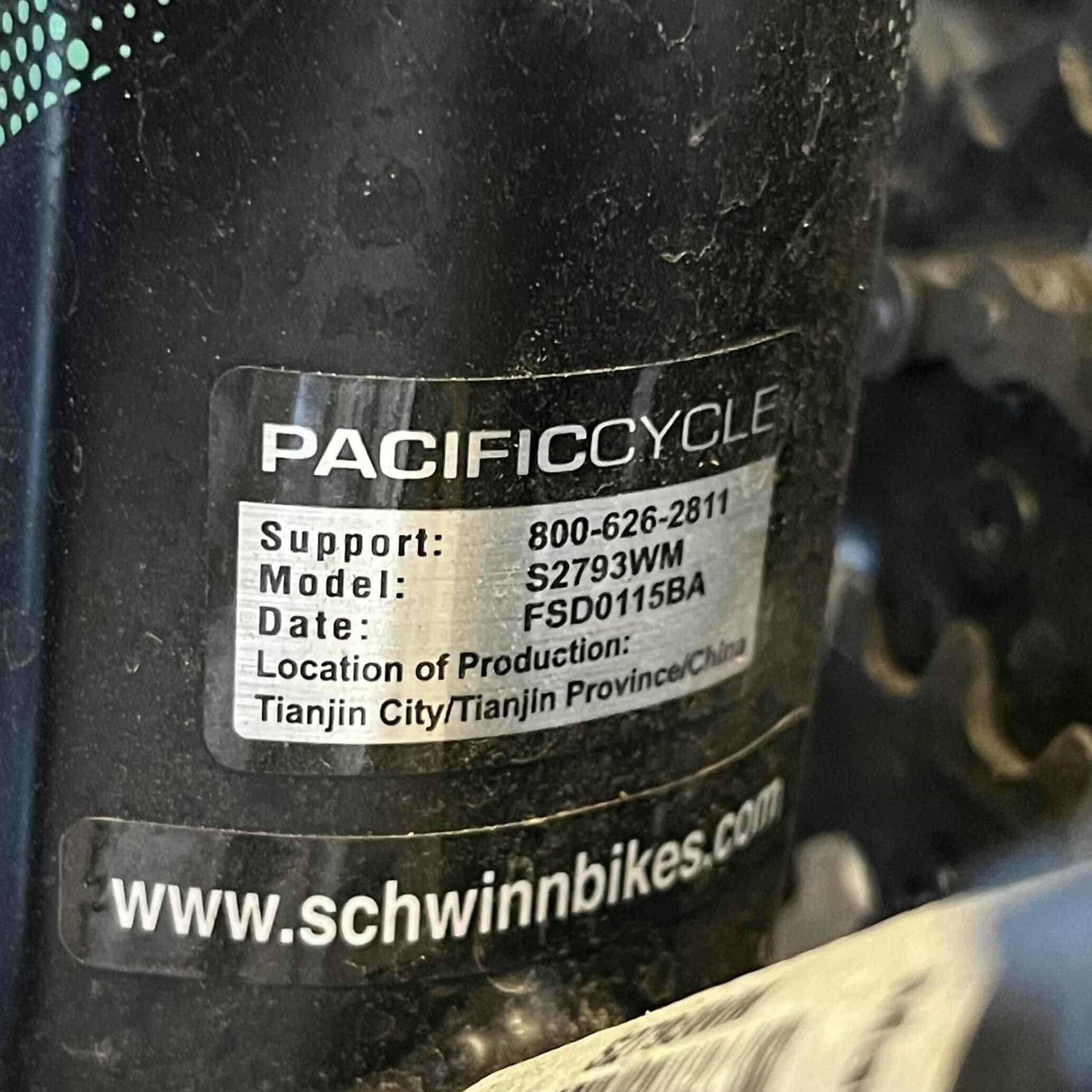 Photo 1 of SCHWINN SIDEWINDER 26” 21 SPEED TRAIL MOUNTAIN BICYCLE MODEL S27993WM