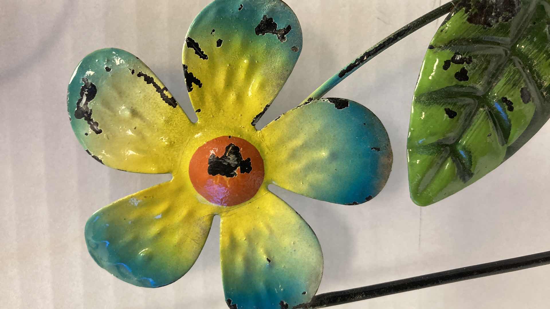 Photo 1 of BUTTERFLY, HUMMINGBIRD & CACTUS FLORAL GARDEN STAKES H22”