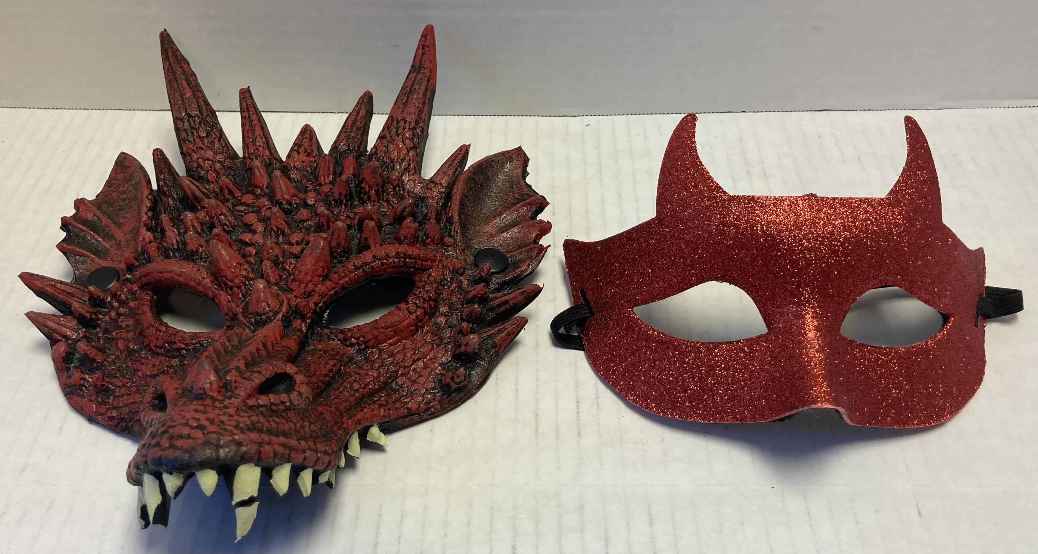 Photo 1 of HALLOWEEN- MARDI GRAS, DRAGON & DEVIL MASK W HUMAN SKULL DECORATION (6)