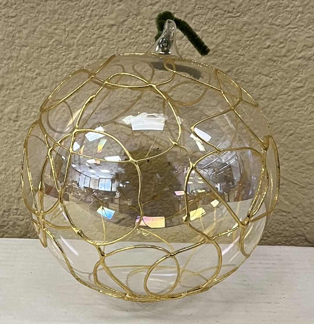 Photo 1 of CHRISTMAS 6” CLEAR GLASS GOLD ACCENTED ORNAMENTS SET OF 6