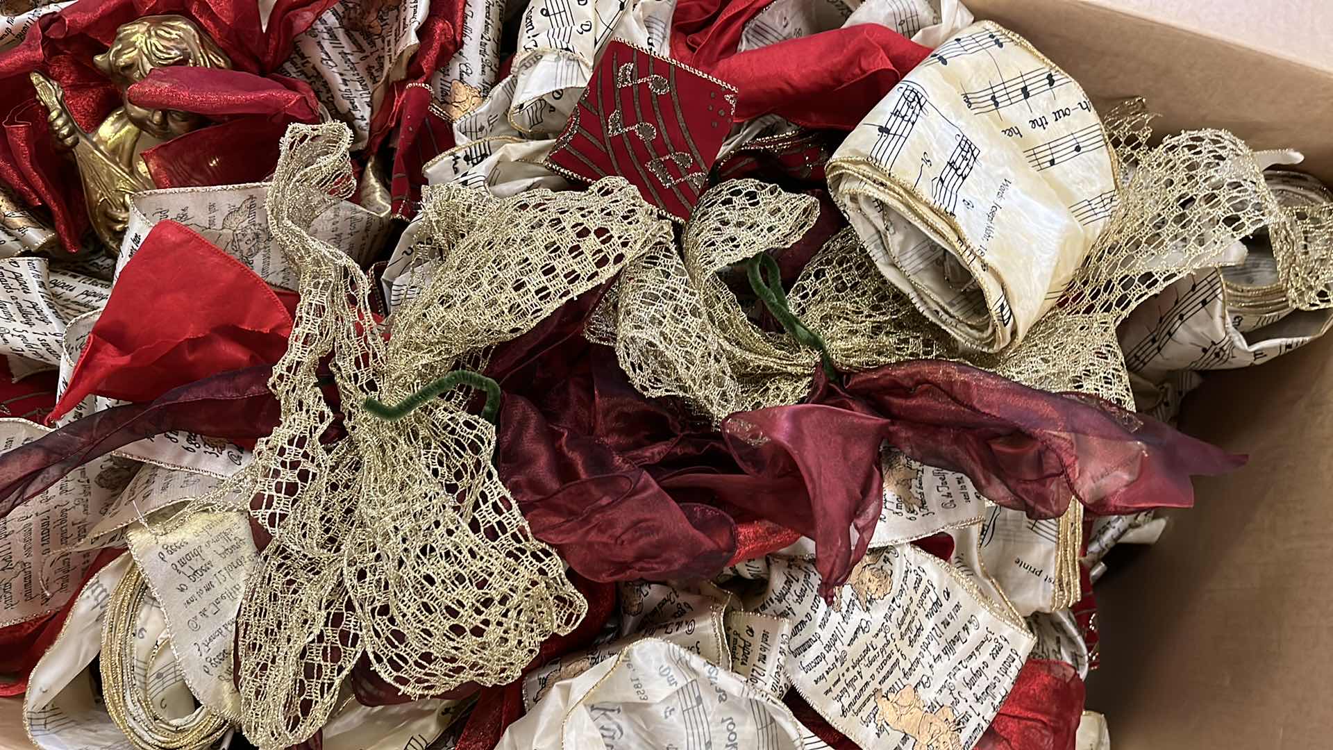 Photo 1 of DECORATIVE VARIOUS THEMED CHRISTMAS BOWS & RIBBONS (FULL BOX DIMENSIONS 36” X 20” H16”)