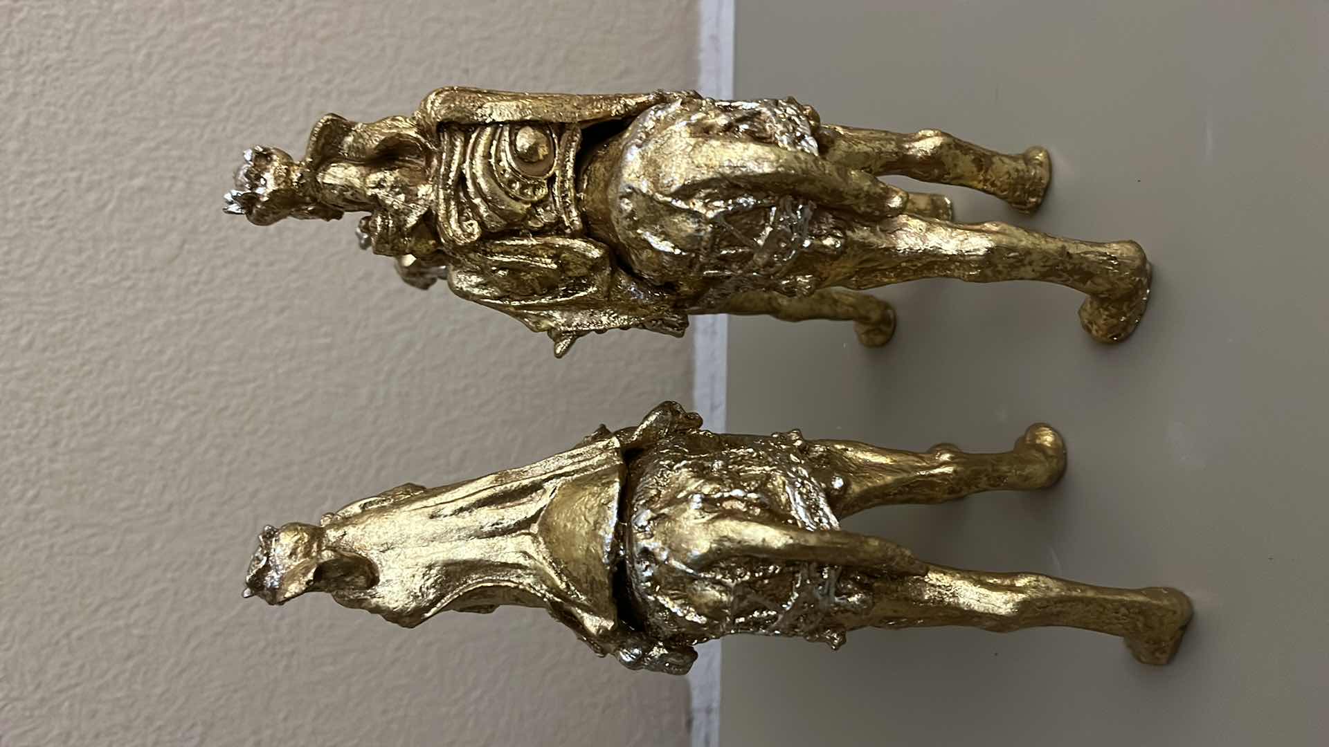 Photo 1 of WISEMEN GOLD FINISH RESIN TABLE TOP DECOR H7”