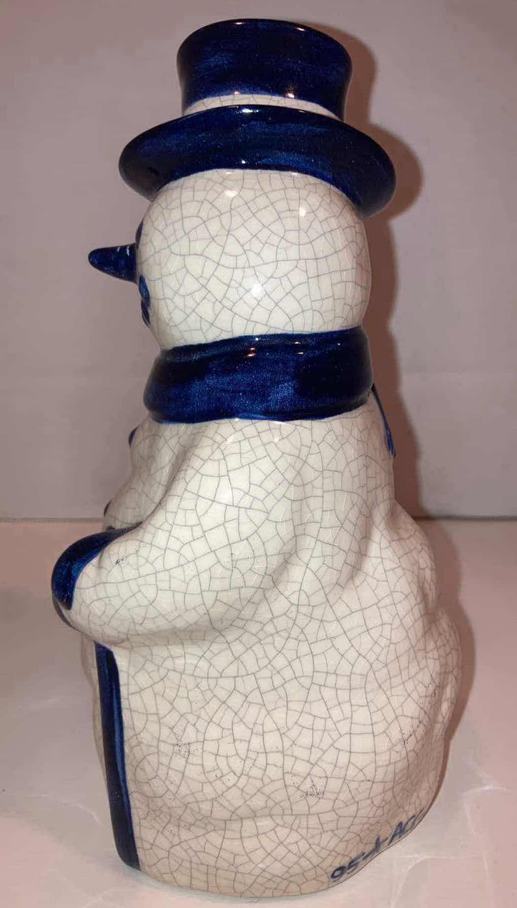 Photo 2 of DEDHAM POTTERY ICE CRACK GLAZE CERAMIC SNOWMAN FIGURINE H7.5”