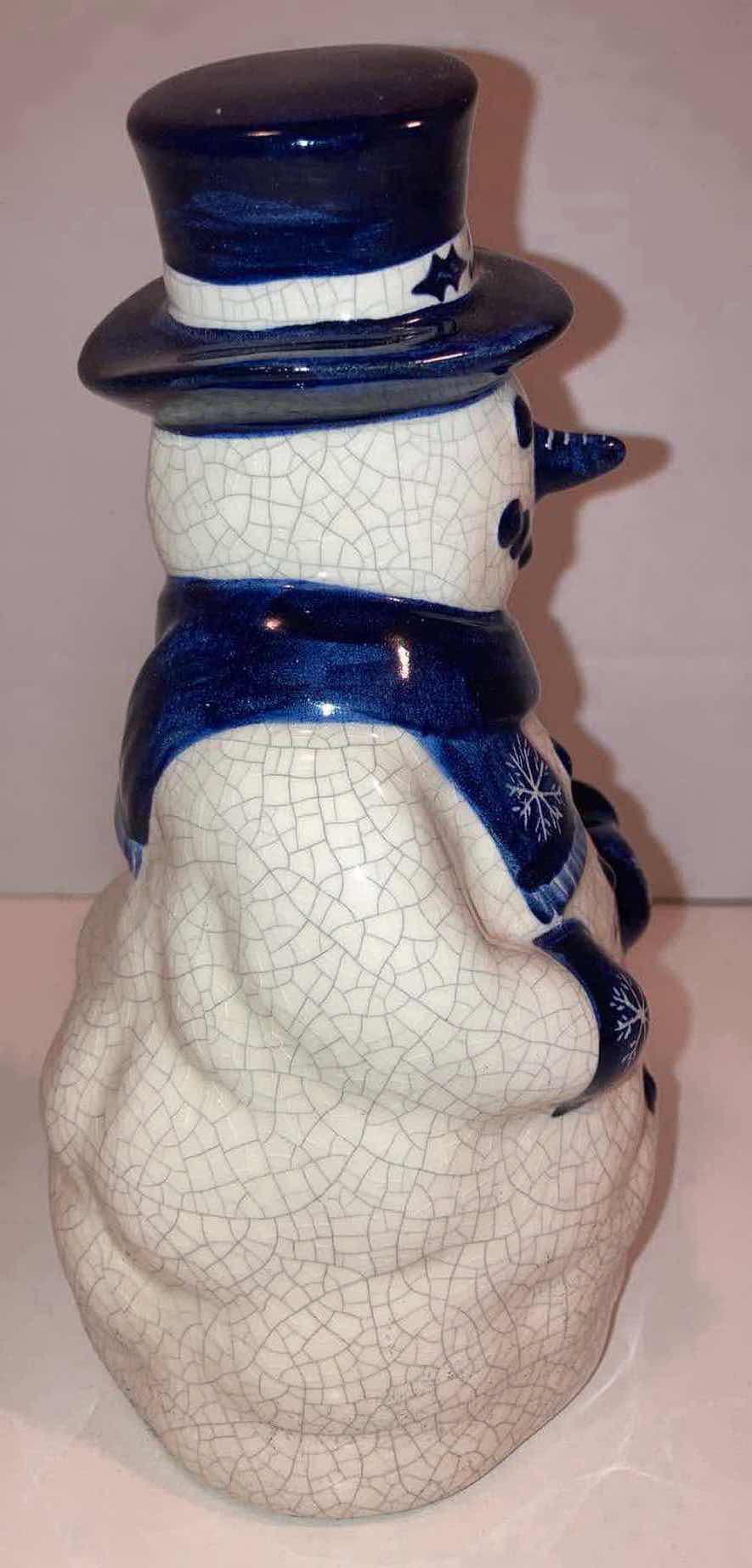 Photo 3 of DEDHAM POTTERY ICE CRACK GLAZE CERAMIC SNOWMAN FIGURINE H7.5”