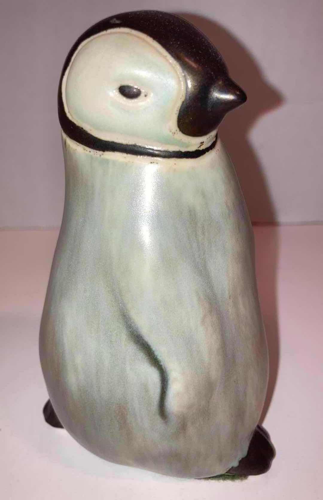 Photo 3 of ANDERSON DESIGN STUDIO CERAMIC BABY PENGUIN FIGURINE H5”