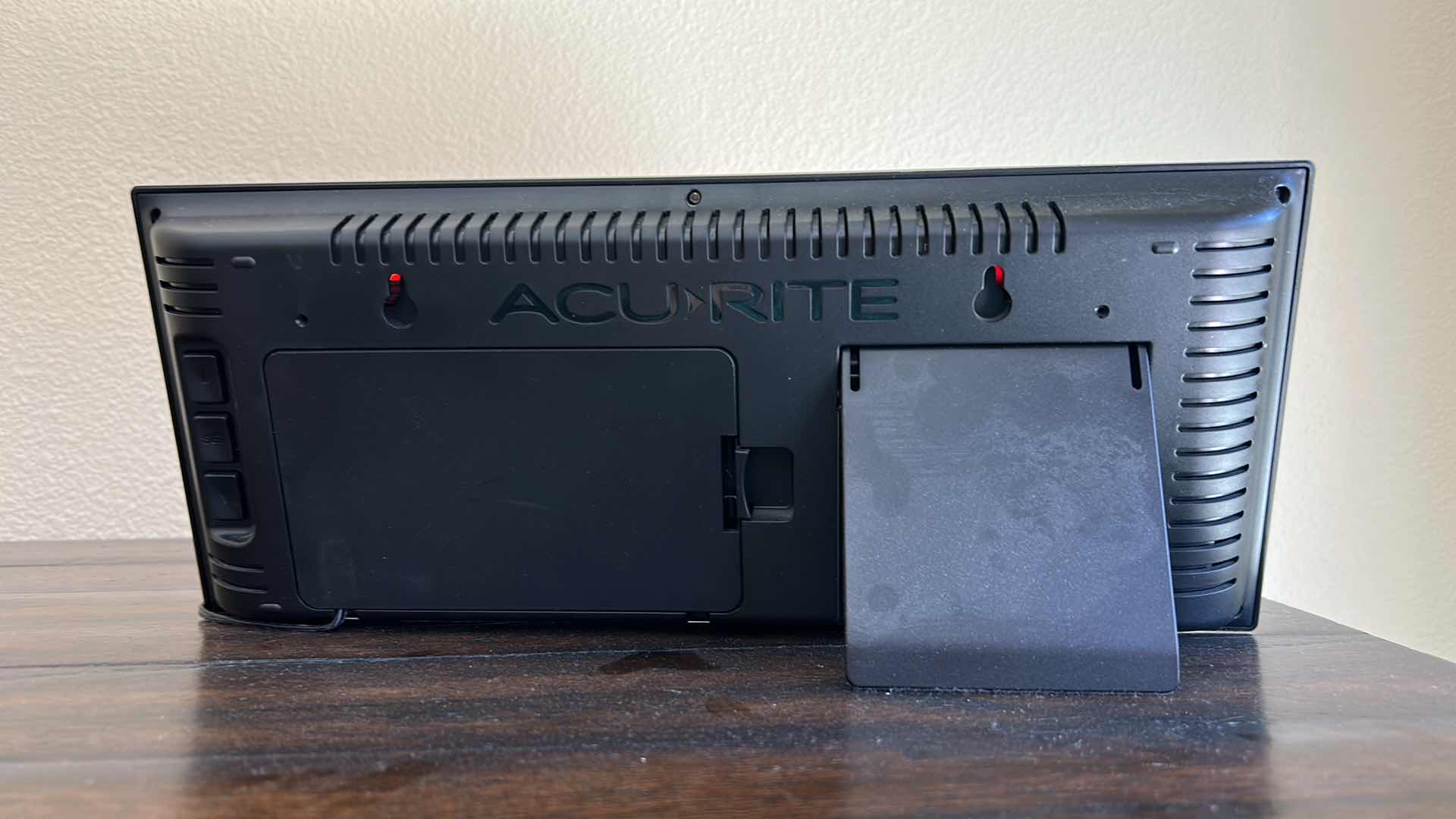 Photo 2 of ACCU RITE LARGE NUMBERED CLOCK 14 1/2“ x 6“