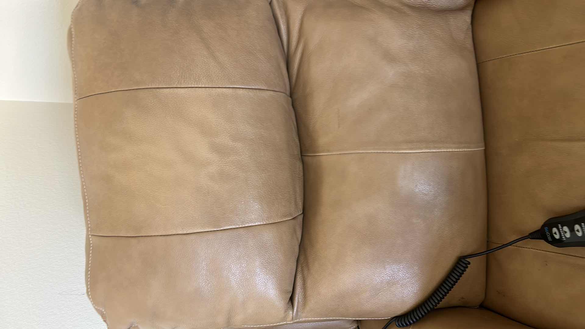 View 3 of NEW SO COZI MASSAGE CHAIR W HEAT