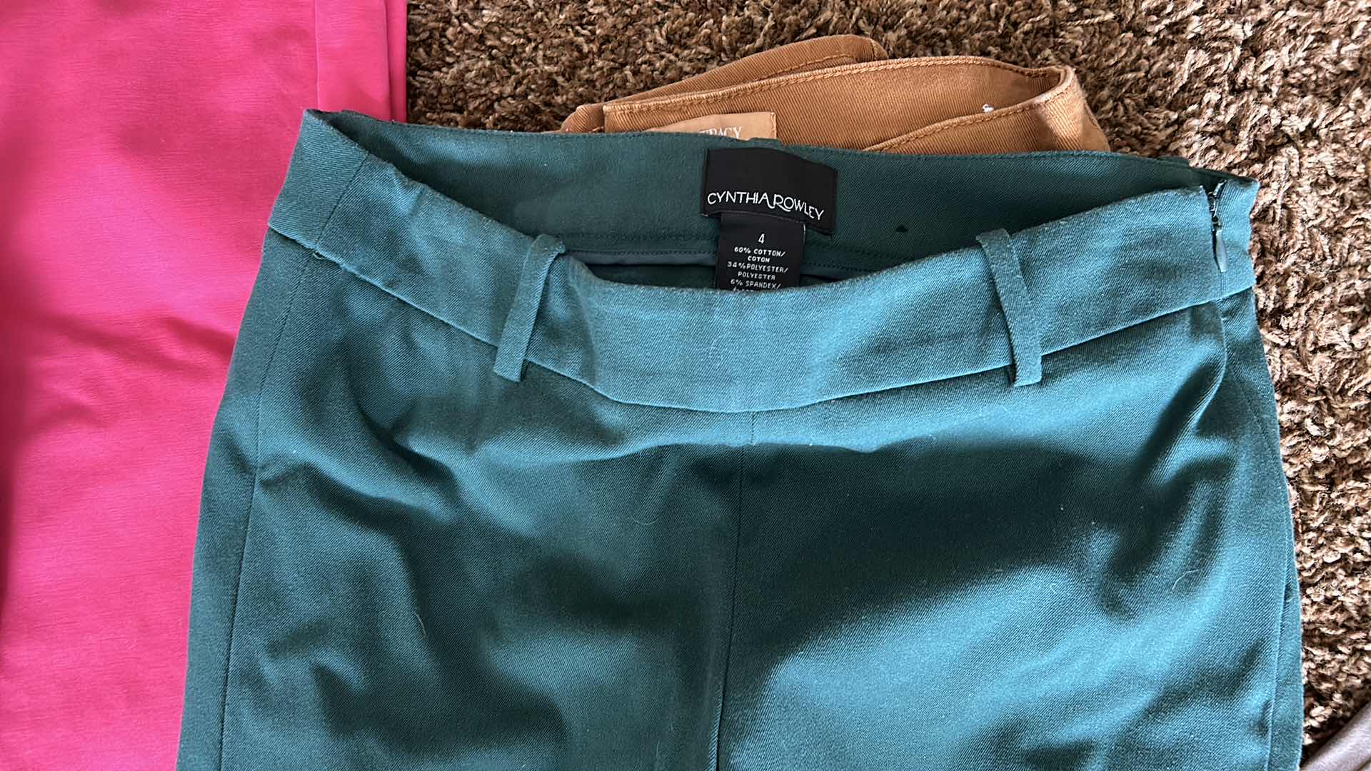 Photo 4 of 8 PAIR WOMENSWEAR ANKLE PANTS SIZE SIZE SMALL, 2, 4 AND 8