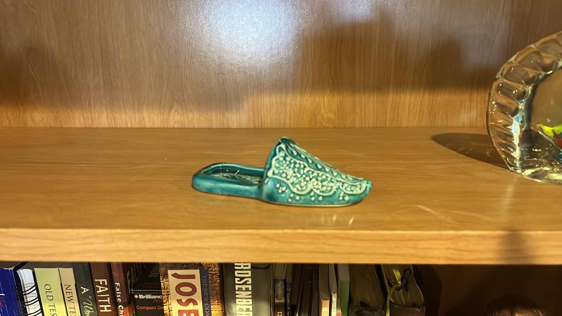 Photo 1 of 3 PC HOME DECOR - GLASS FISH SCULPTURE H 4.5”, PORCELAIN SHOE AND CERAMIC TURTLE