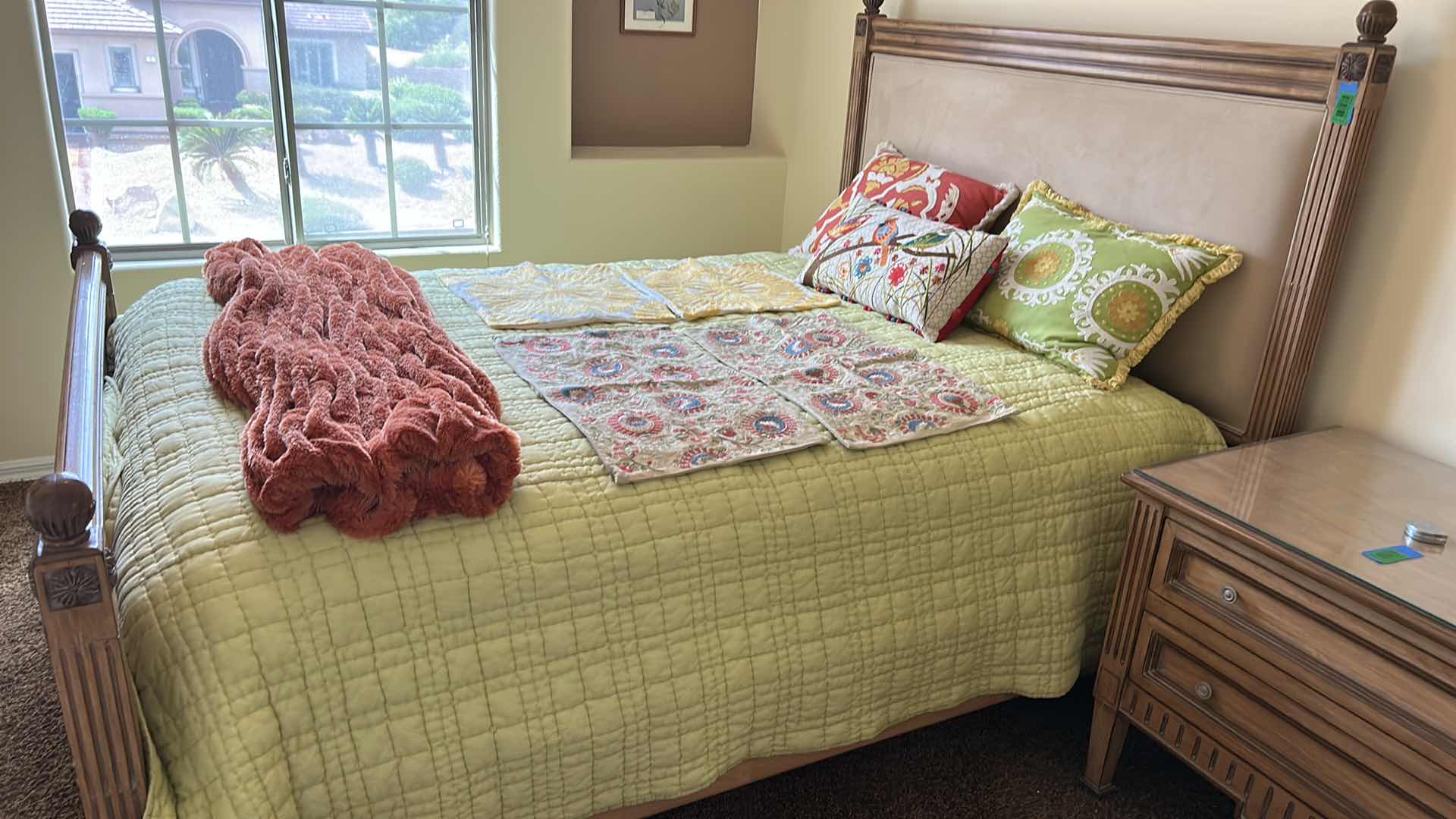 Photo 2 of DELUXE PILLOW TOP SPRING AIR BACK SUPPORTER QUEEN MATTRESS AND PREMIUM WEST ELM BEDDING ( HEADBOARD SOLD SEPARATELY)