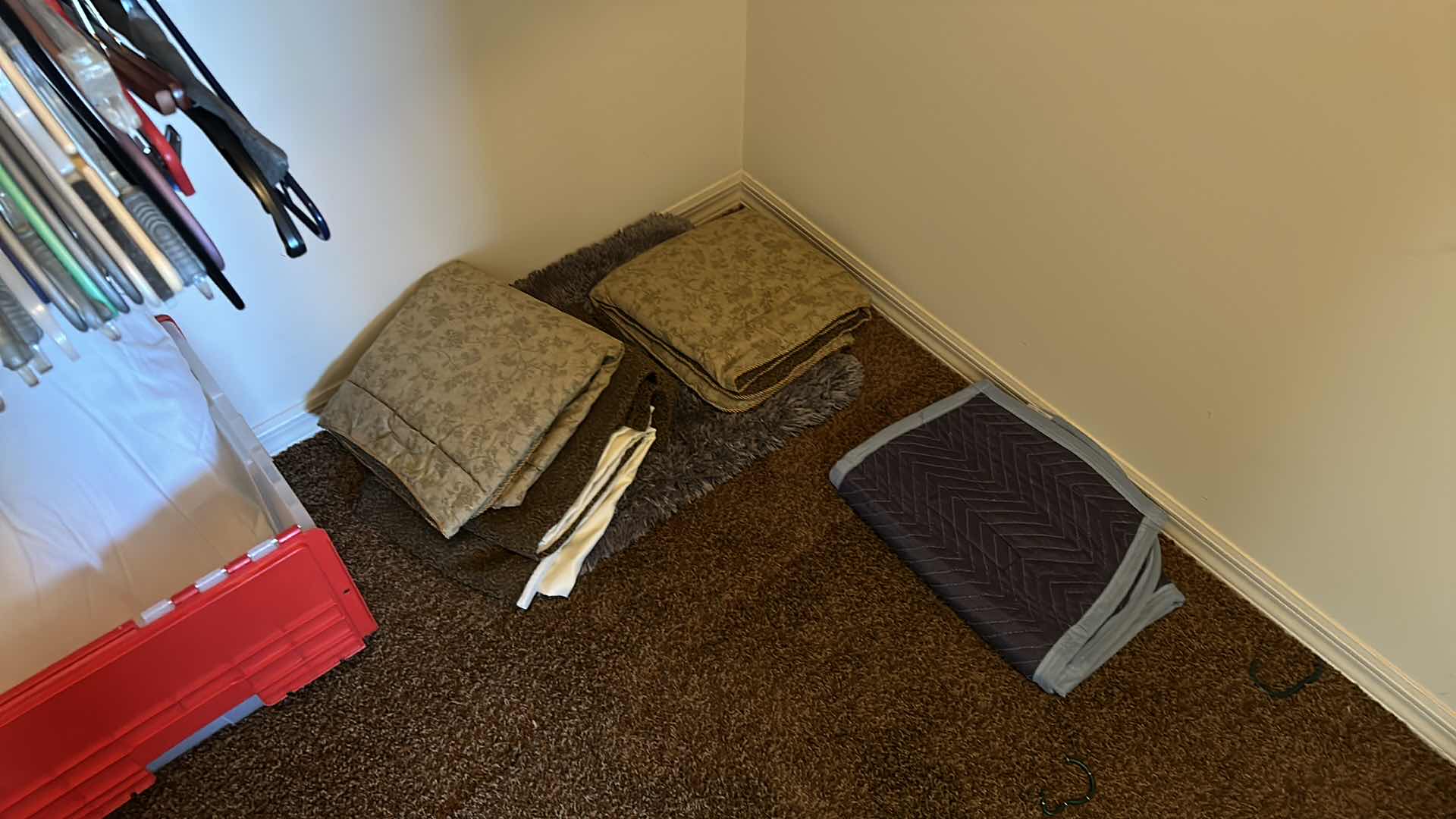 Photo 6 of CONTENTS OF CLOSET