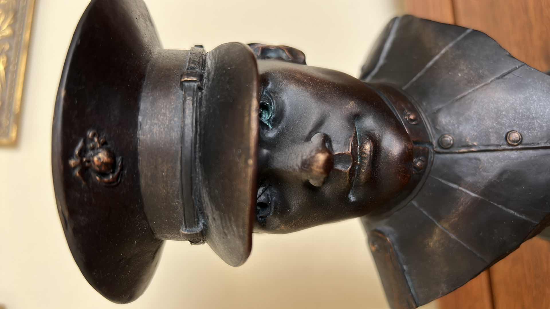 Photo 6 of BRONZE BUST AMERICAN HEROS NUMBERED “THE MARINE” 2 / 0112 H 9.75”