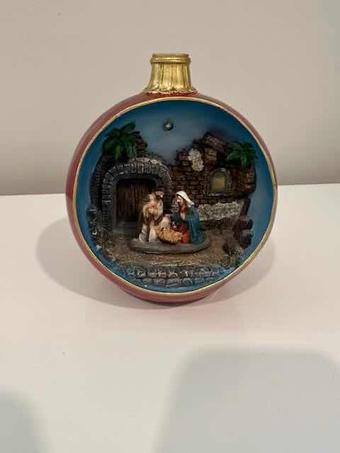 Photo 1 of CHRISTMAS DECORATIONS