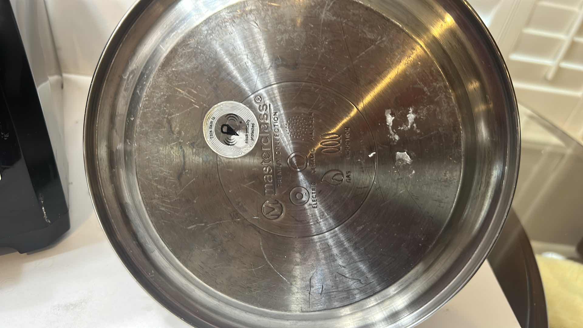 Photo 1 of KITCHENWARE- MASTERCLASS PREMIUM COLLECTION KETTLE AND BLACK AND DECKER TOASTER