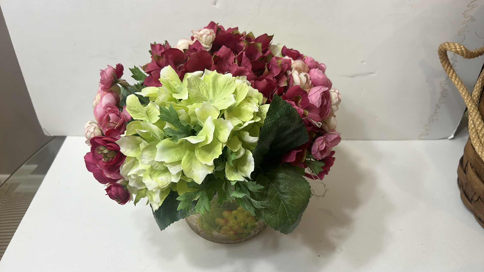 Photo 1 of 4 PC HOME DECOR (BASKET 11” x 12”)